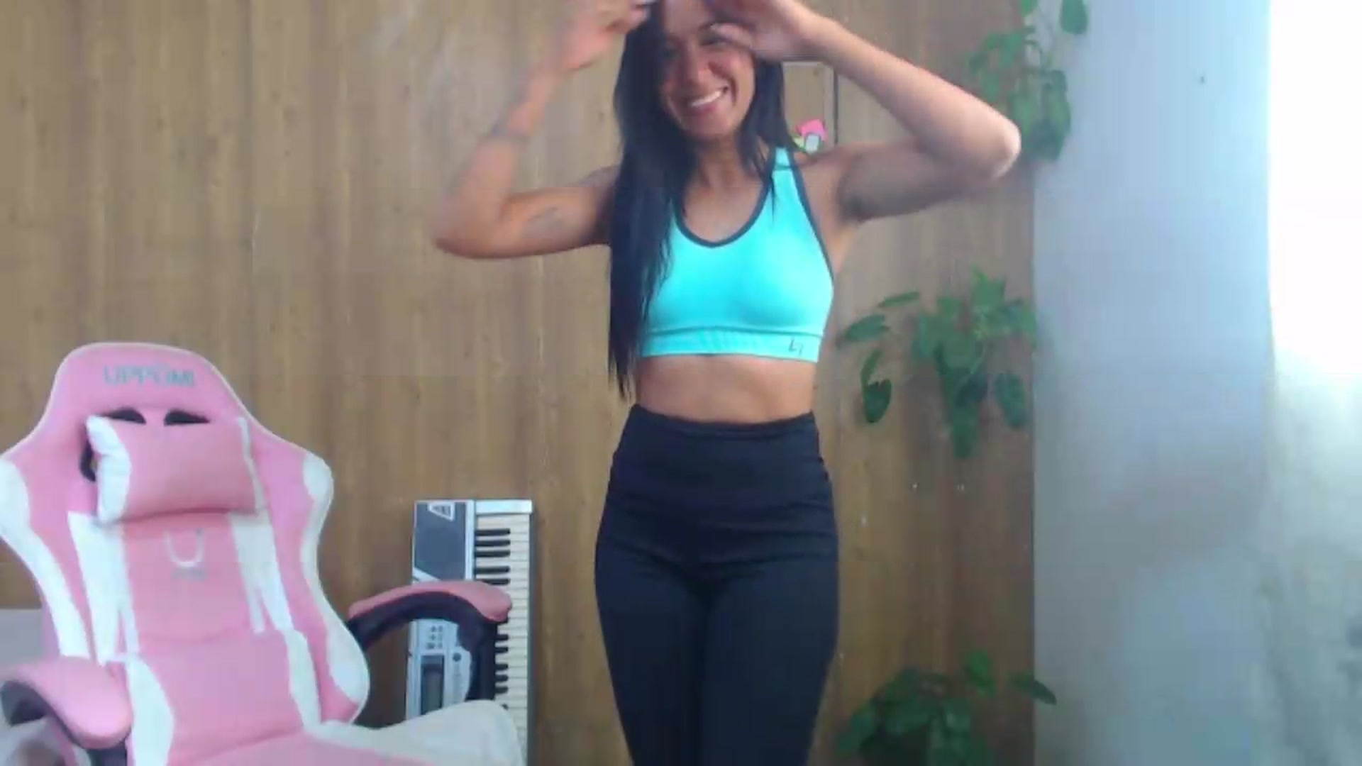 Gallery image thumbnail from soniaMars's myfreecams stream on, 08/26/2026, 18:22 image 2 of 20