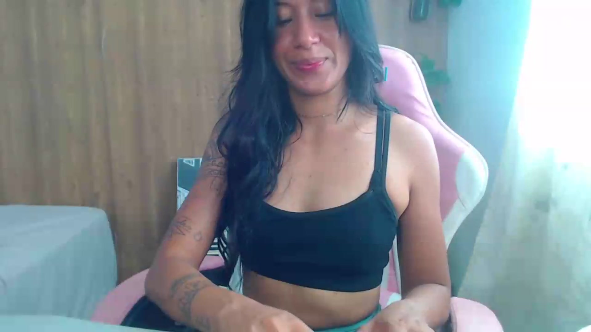Gallery image thumbnail from soniaMars's myfreecams stream on, 08/27/2026, 14:46 image 4 of 20