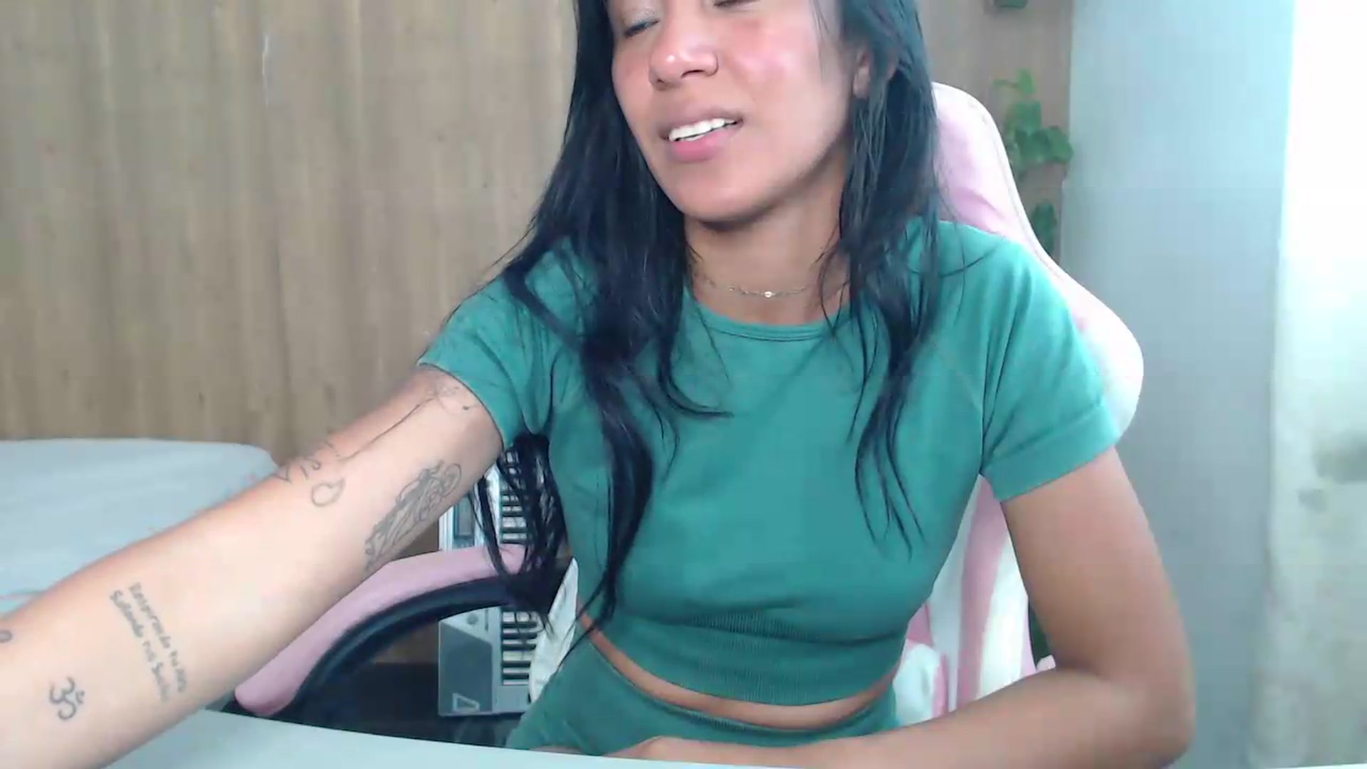 Gallery image thumbnail from soniaMars's myfreecams stream on, 08/31/2026, 17:13 image 14 of 20