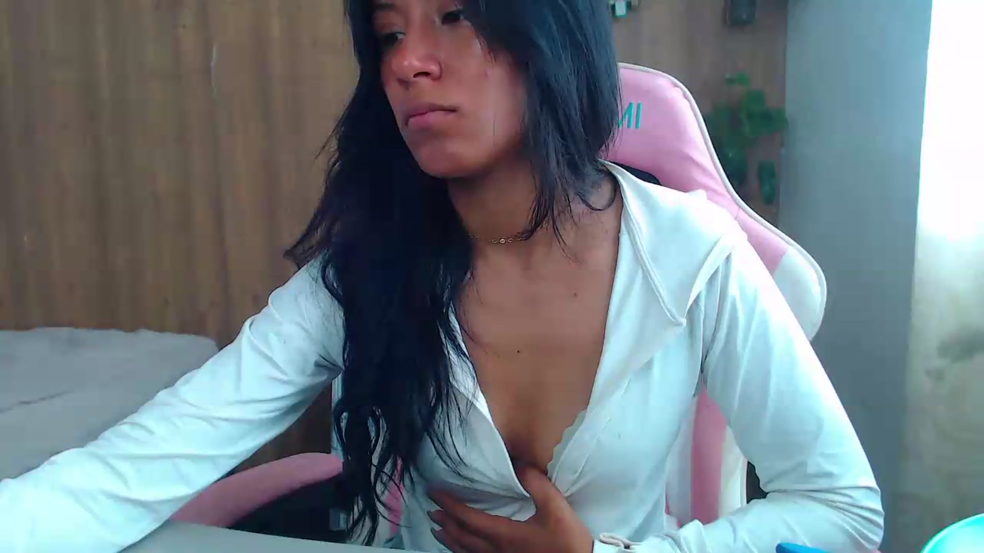 Gallery image thumbnail from soniaMars's myfreecams stream on, 09/01/2026, 14:48 image 15 of 20