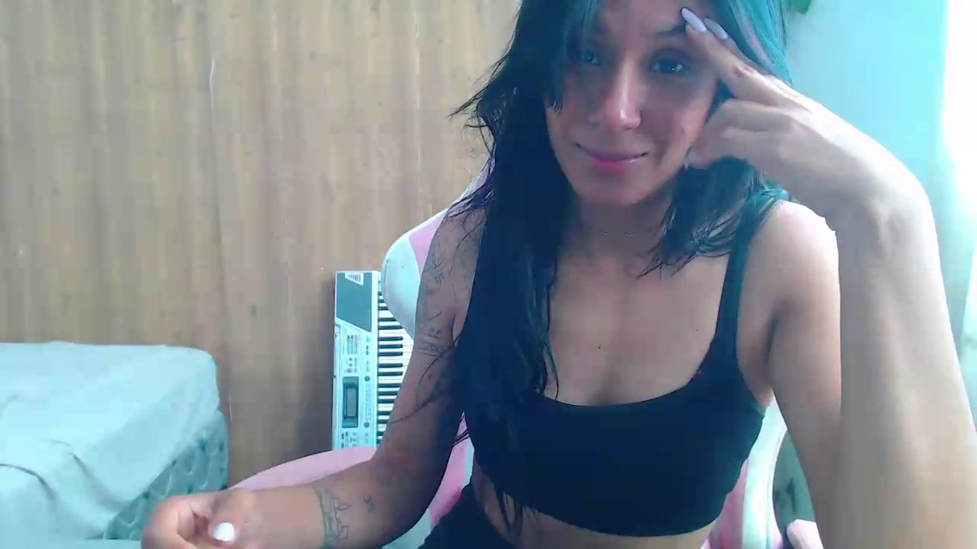 Gallery image thumbnail from soniaMars's myfreecams stream on, 09/03/2026, 14:39 image 14 of 20