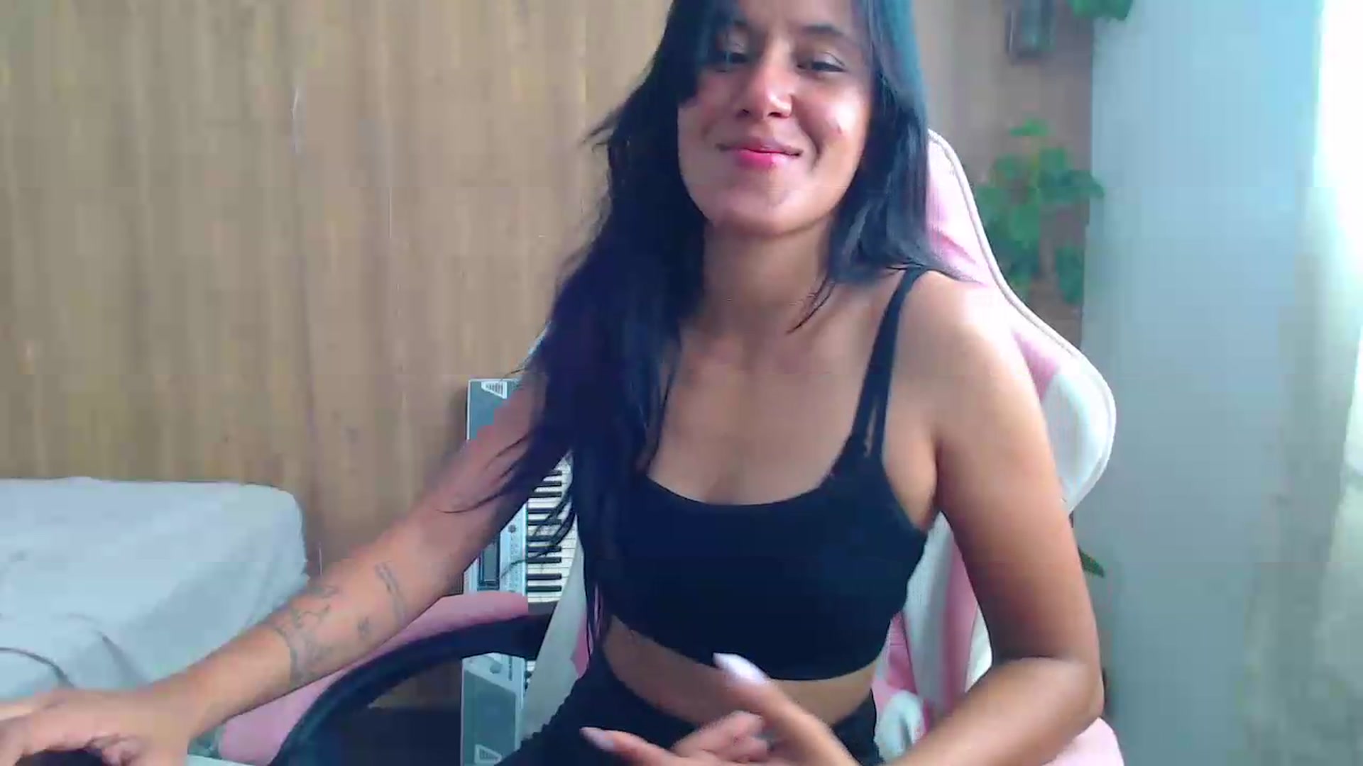 Gallery image thumbnail from soniaMars's myfreecams stream on, 09/03/2026, 14:39 image 9 of 20