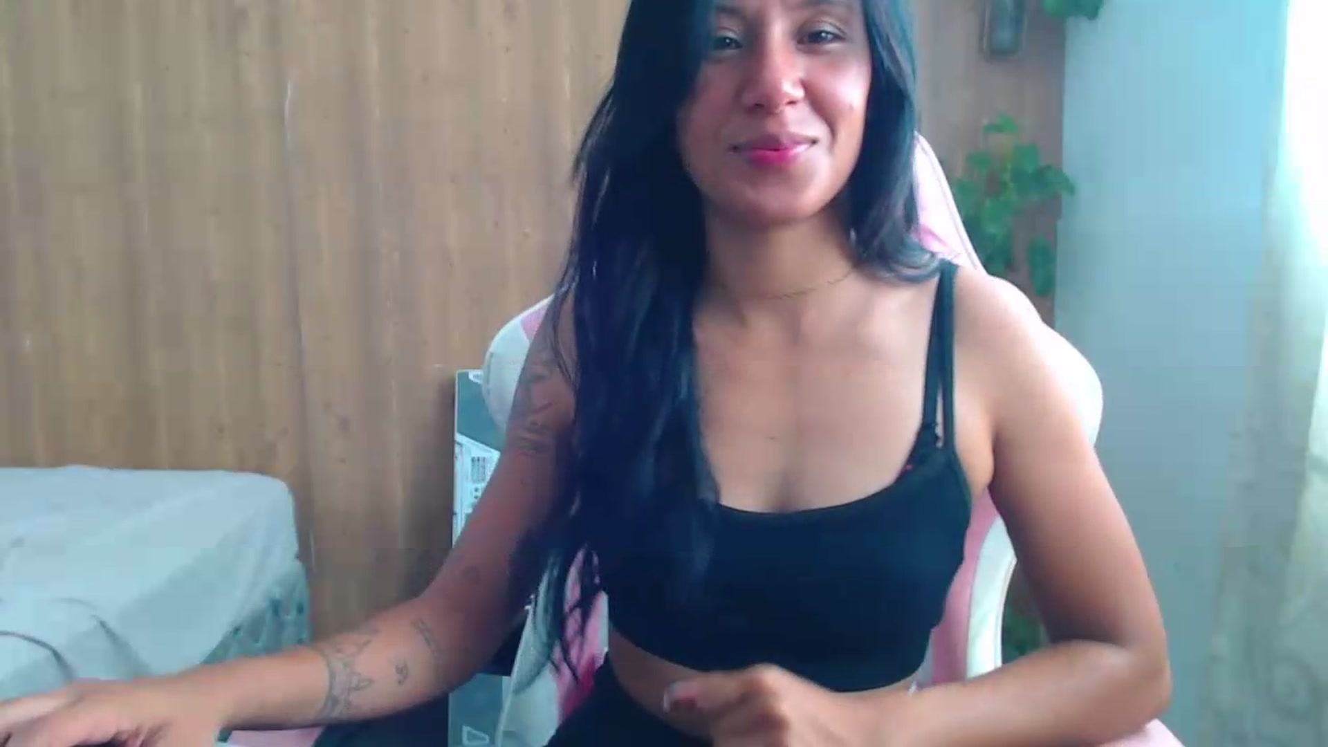 Gallery image thumbnail from soniaMars's myfreecams stream on, 09/03/2026, 14:39 image 5 of 20