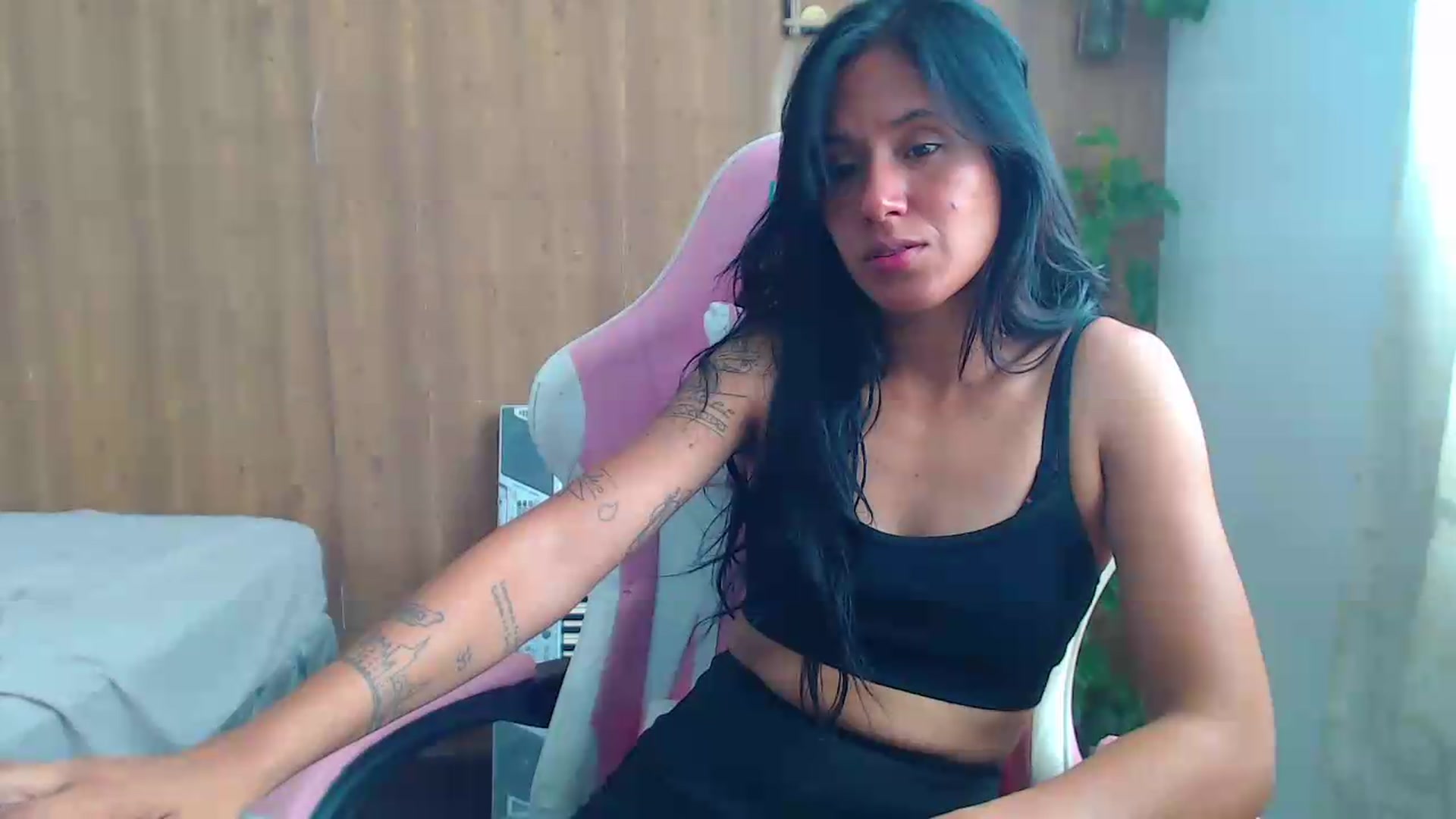 Gallery image thumbnail from soniaMars's myfreecams stream on, 09/03/2026, 14:39 image 12 of 20