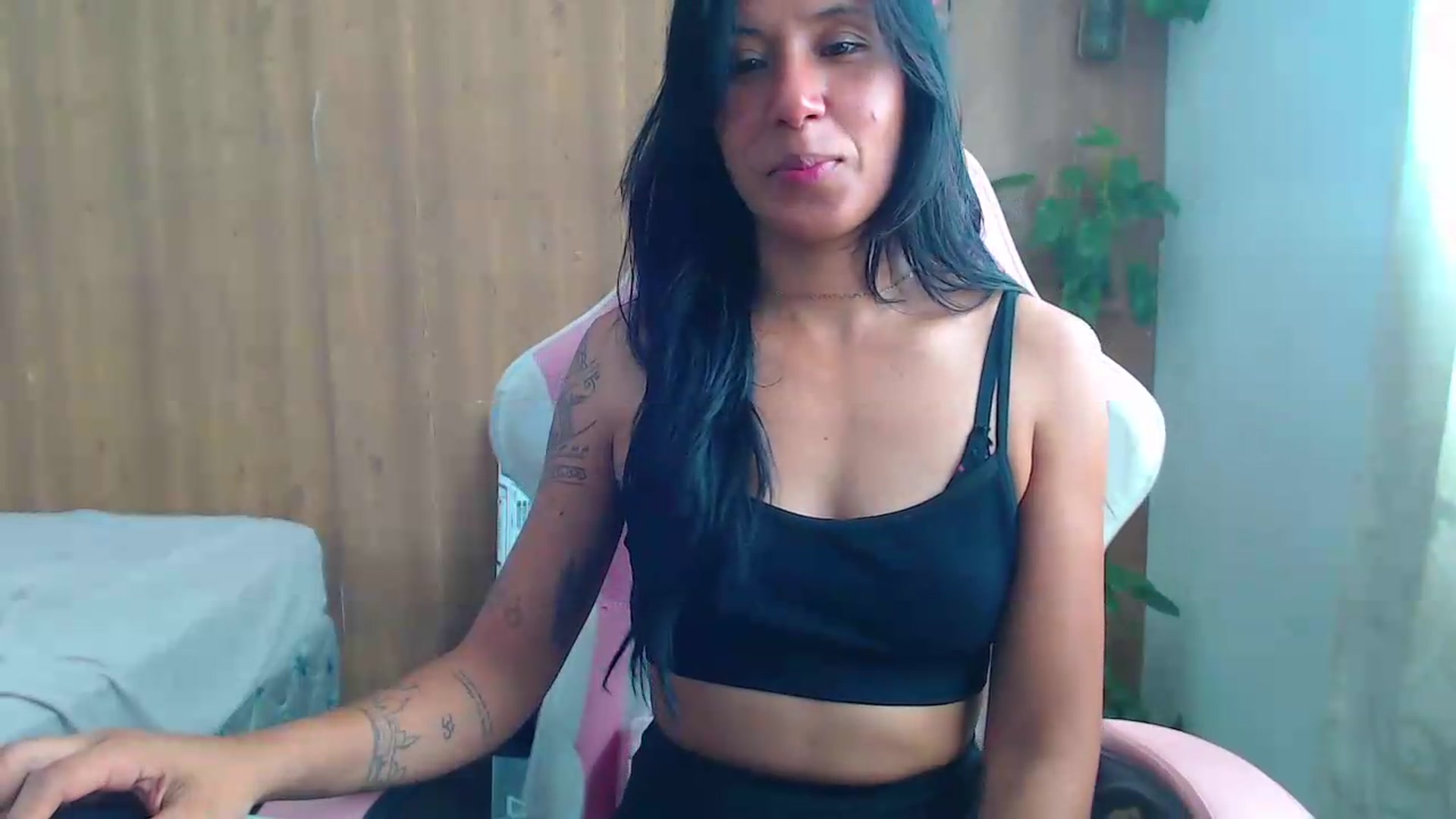 Gallery image thumbnail from soniaMars's myfreecams stream on, 09/03/2026, 14:39 image 3 of 20