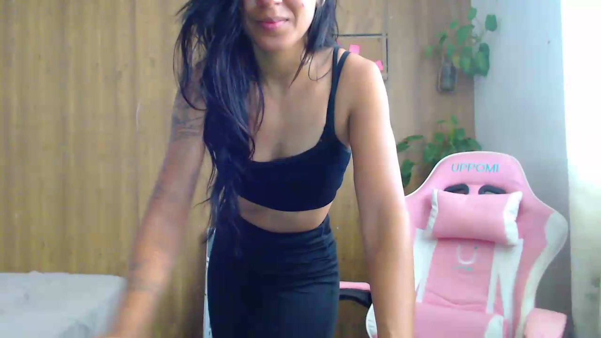 Gallery image thumbnail from soniaMars's myfreecams stream on, 09/03/2026, 15:35 image 13 of 20