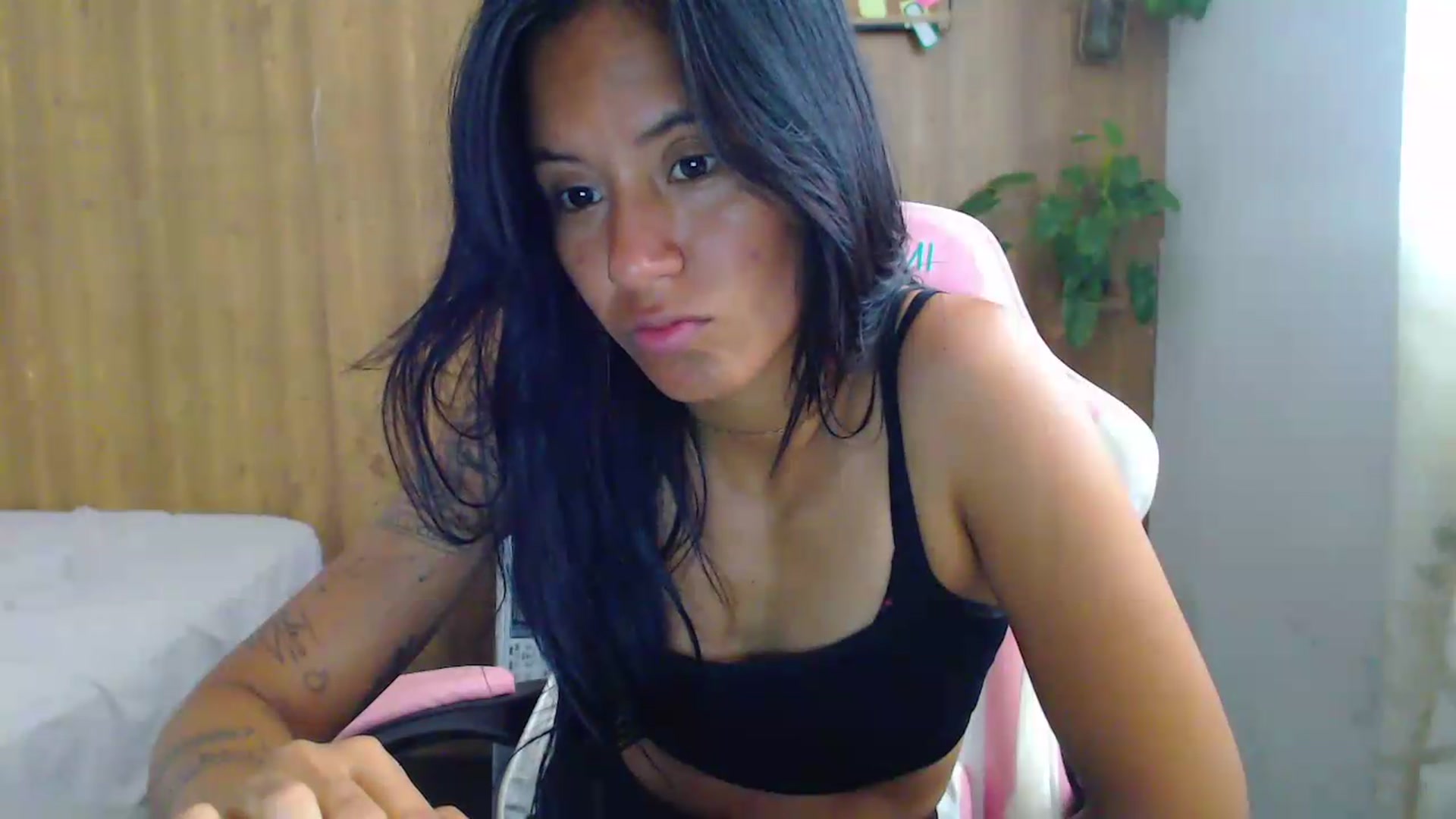 Gallery image thumbnail from soniaMars's myfreecams stream on, 09/03/2026, 15:35 image 3 of 20