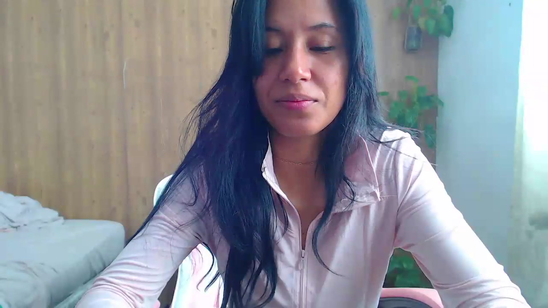 Gallery image thumbnail from soniaMars's myfreecams stream on, 09/05/2026, 14:41 image 14 of 20