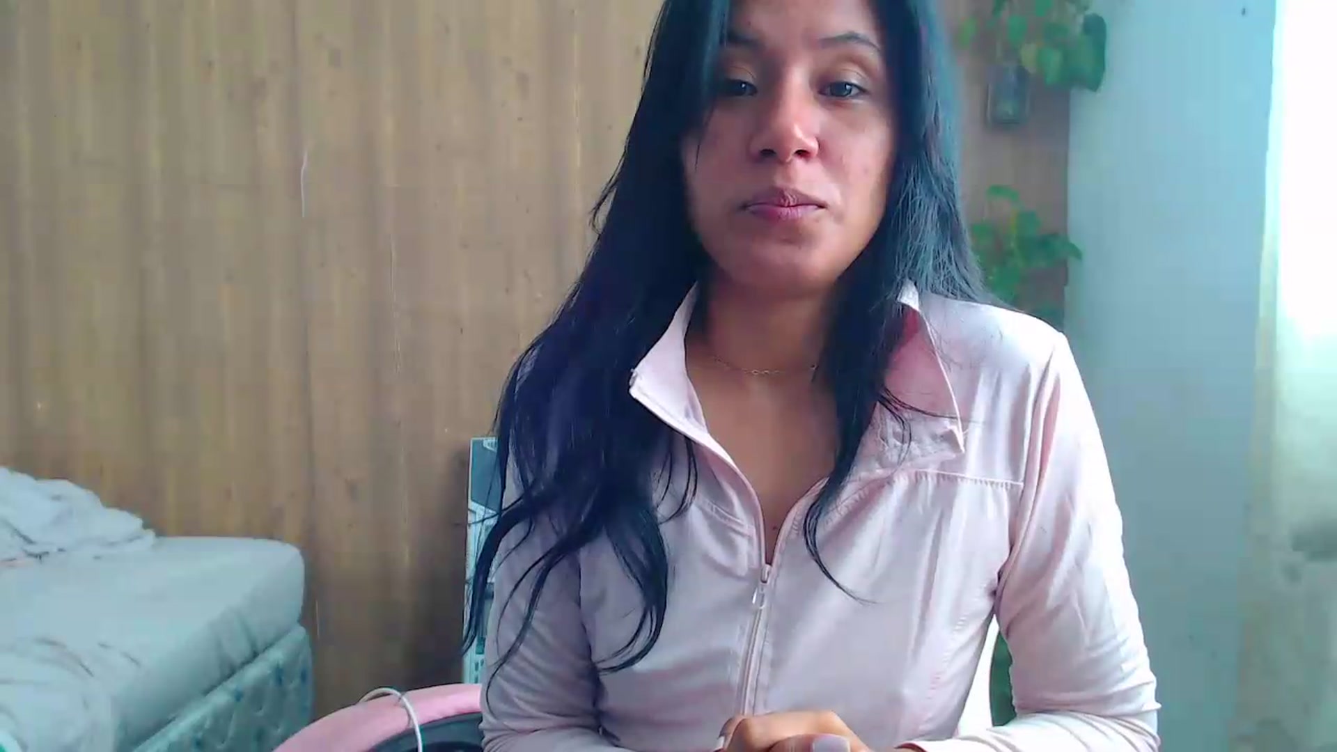 Gallery image thumbnail from soniaMars's myfreecams stream on, 09/05/2026, 14:41 image 11 of 20