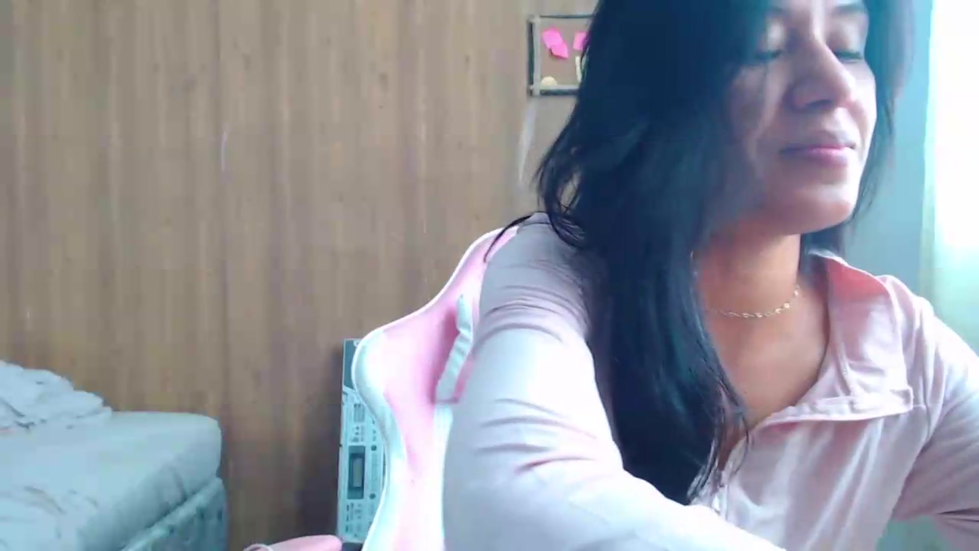 Gallery image thumbnail from soniaMars's myfreecams stream on, 09/05/2026, 14:41 image 3 of 20