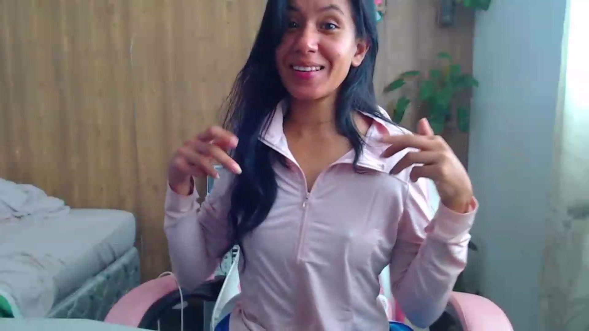 Gallery image thumbnail from soniaMars's myfreecams stream on, 09/05/2026, 15:22 image 2 of 20