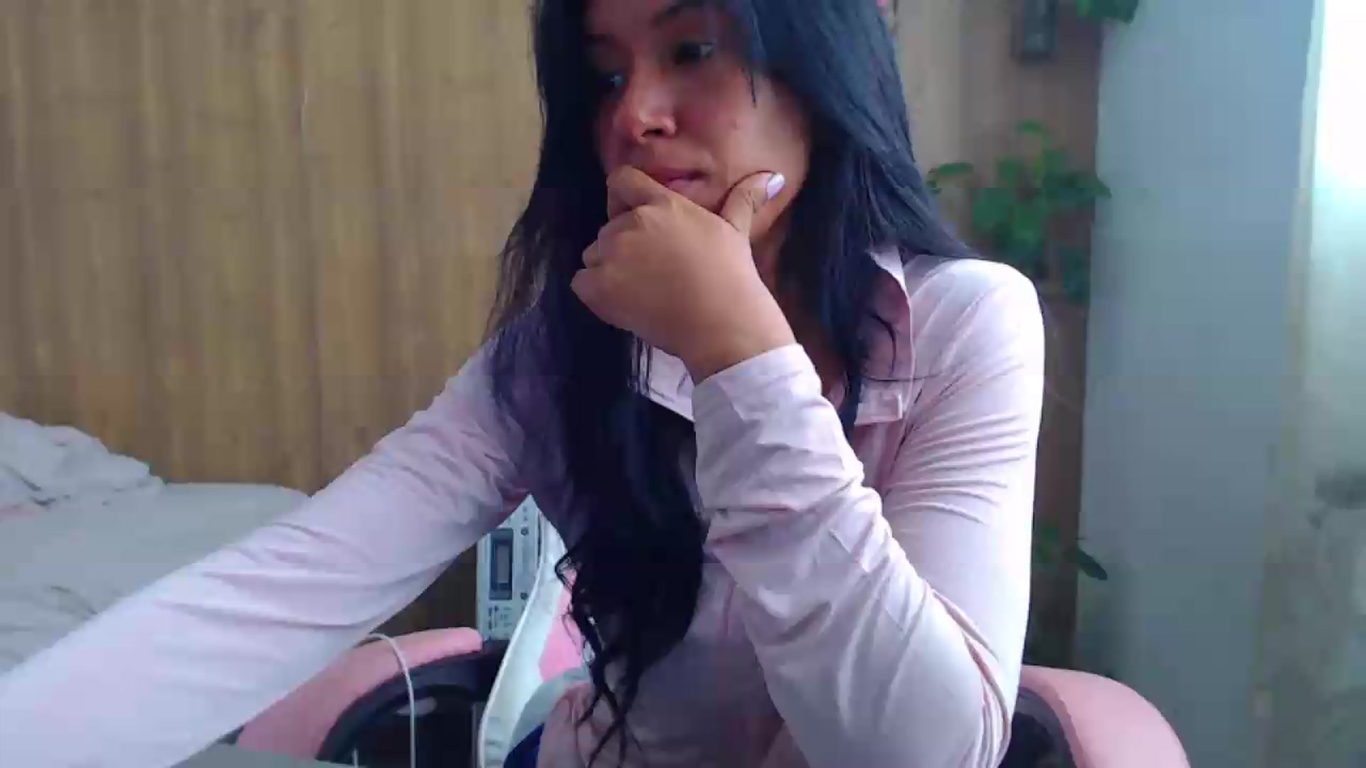 Gallery image thumbnail from soniaMars's myfreecams stream on, 09/05/2026, 15:22 image 1 of 20