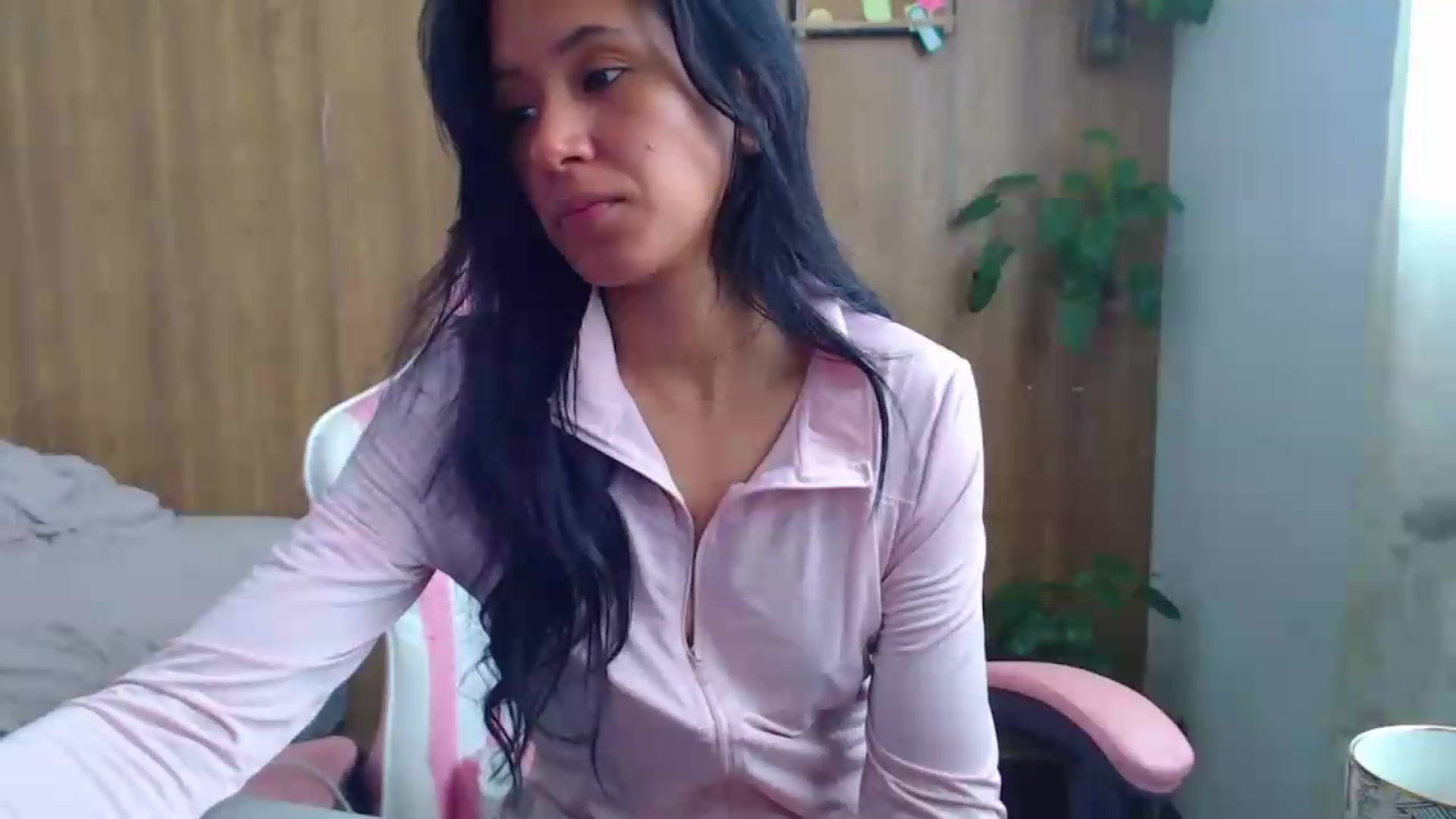 Gallery image thumbnail from soniaMars's myfreecams stream on, 09/05/2026, 15:22 image 6 of 20