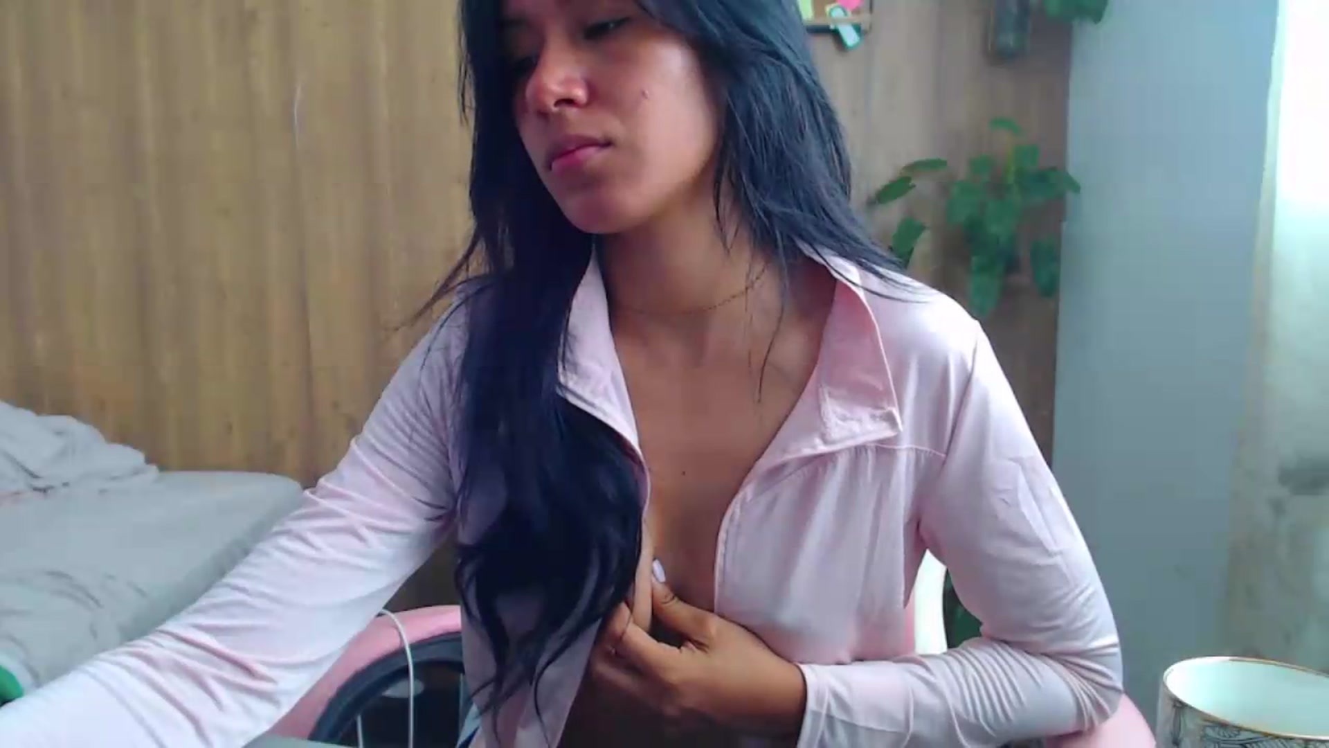 Gallery image thumbnail from soniaMars's myfreecams stream on, 09/05/2026, 15:22 image 12 of 20