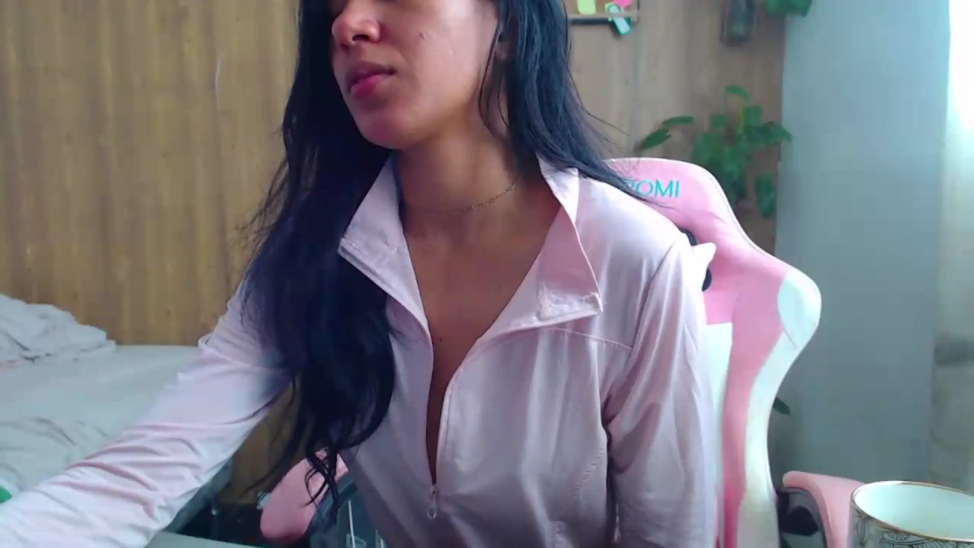 Gallery image thumbnail from soniaMars's myfreecams stream on, 09/05/2026, 15:22 image 13 of 20