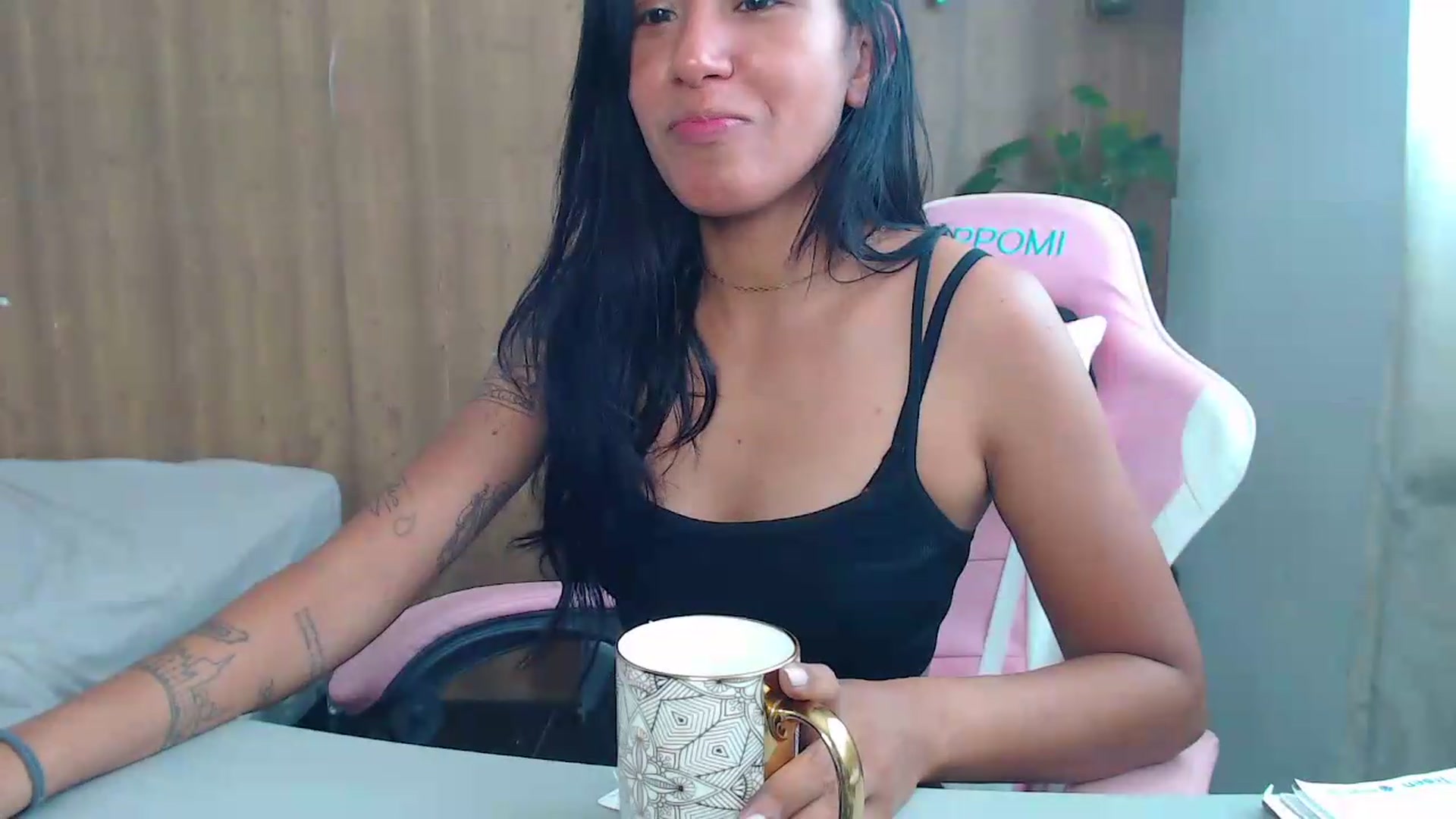Gallery image thumbnail from soniaMars's myfreecams stream on, 09/08/2026, 15:18 image 13 of 20
