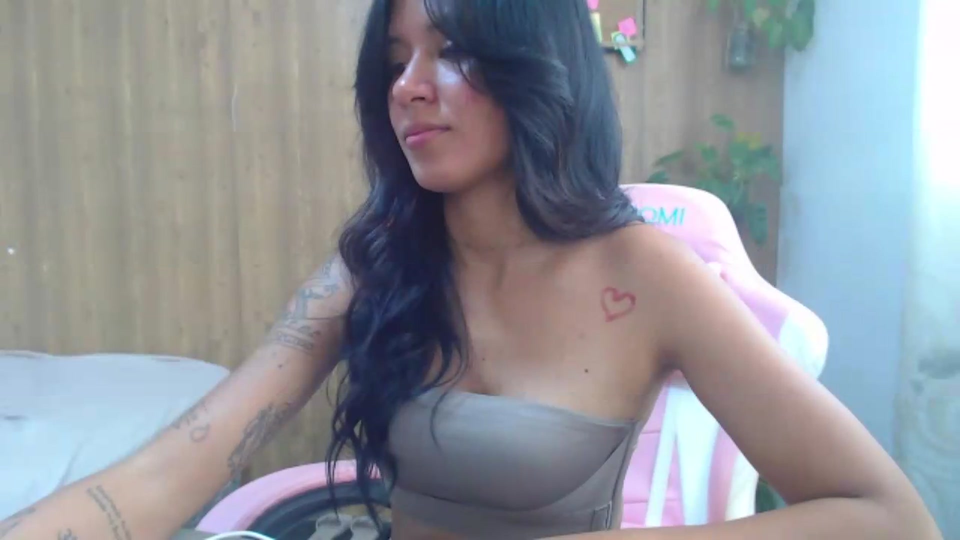 Gallery image thumbnail from soniaMars's myfreecams stream on, 09/09/2026, 17:13 image 12 of 20