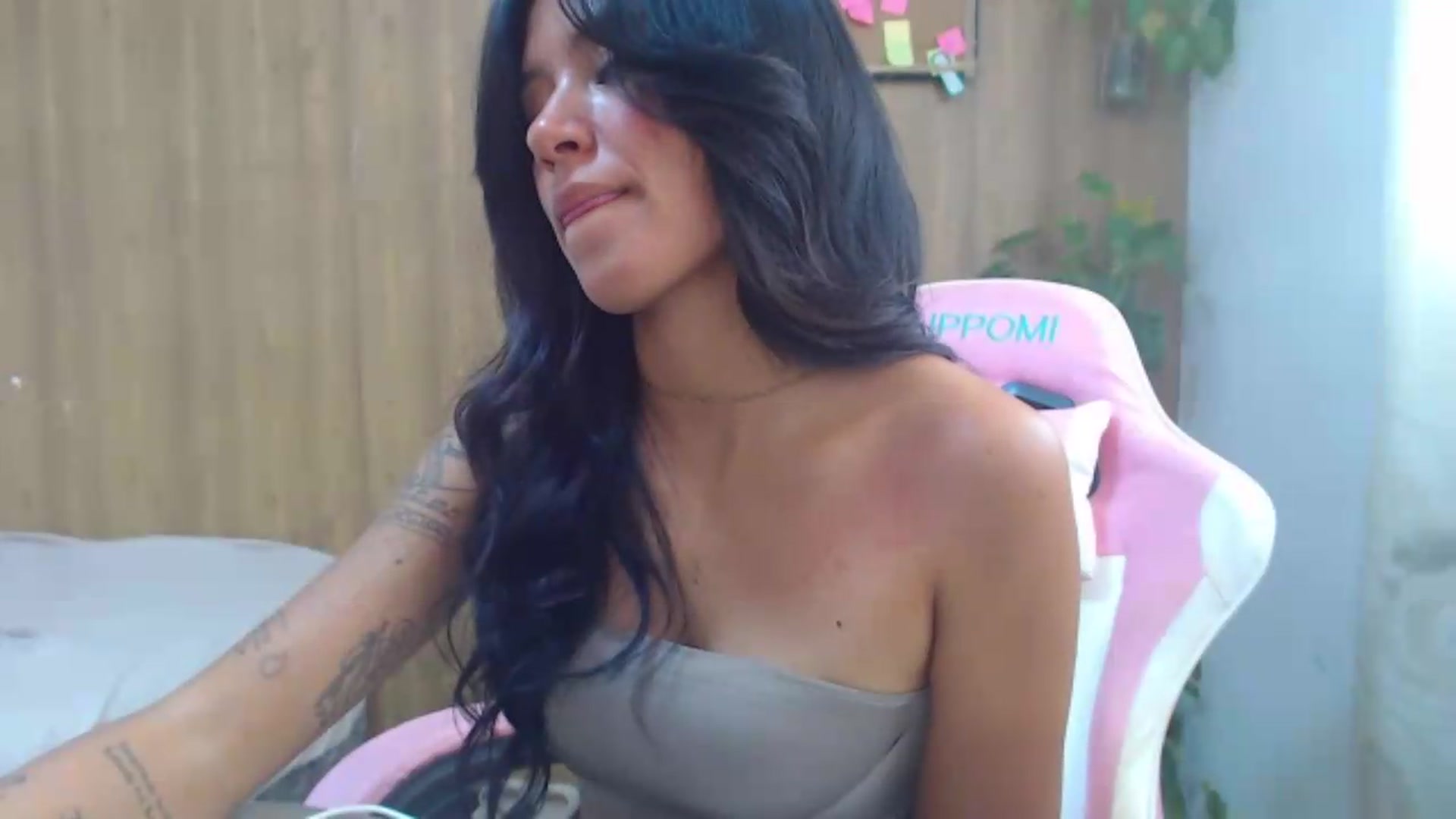 Gallery image thumbnail from soniaMars's myfreecams stream on, 09/09/2026, 17:13 image 14 of 20