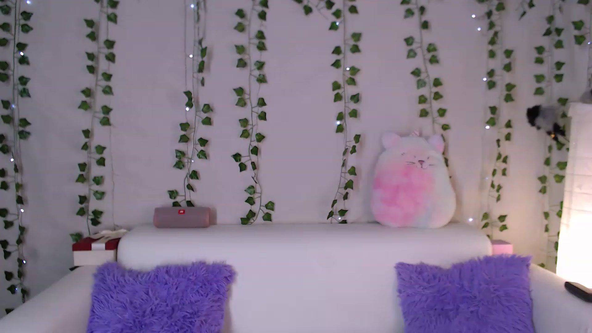 Gallery image thumbnail from sonia_moon's myfreecams stream on, 01/23/2023, 02:05 image 10 of 20