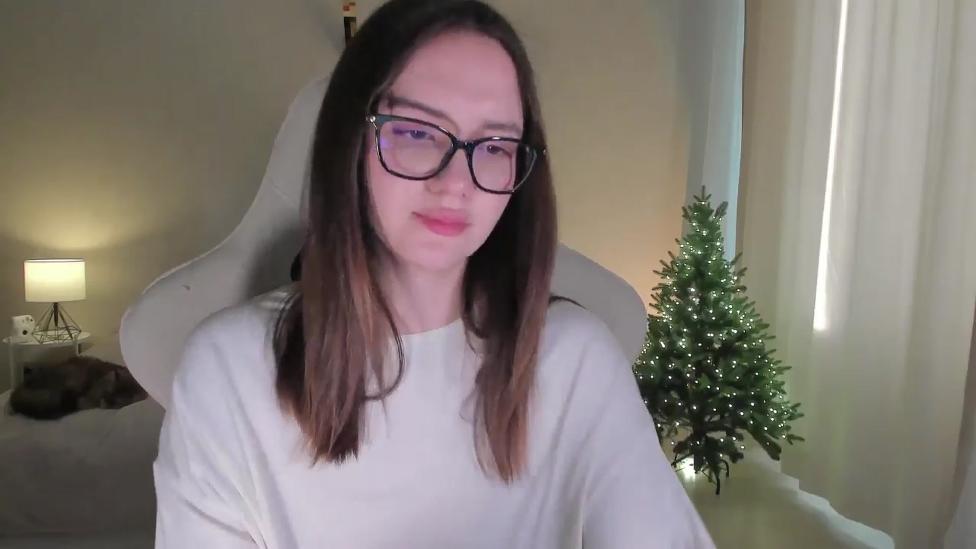Gallery image thumbnail from sonia_moon's myfreecams stream on, 12/25/2024, 05:02 image 17 of 20