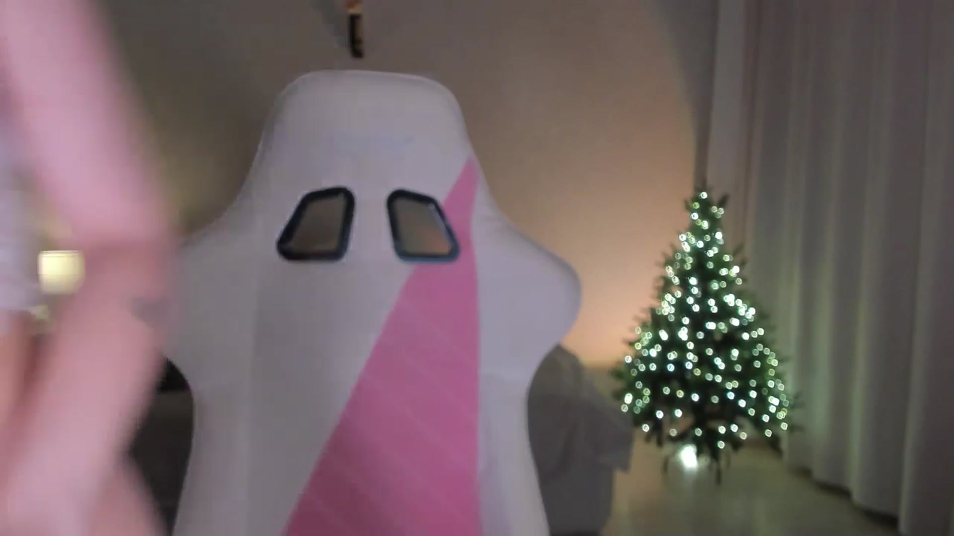 Gallery image thumbnail from sonia_moon's myfreecams stream on, 12/26/2024, 01:52 image 11 of 20