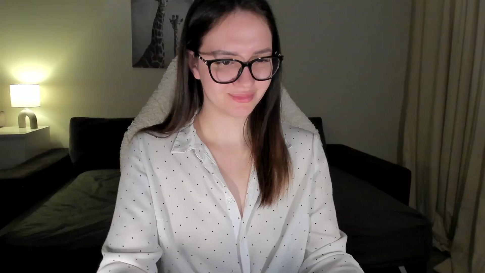 Gallery image thumbnail from sonia_moon's myfreecams stream on, 03/03/2025, 03:25 image 3 of 20