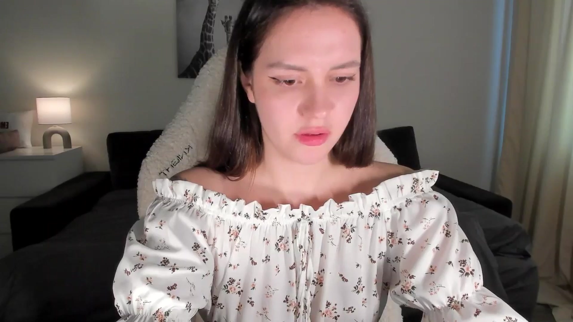 Gallery image thumbnail from sonia_moon's myfreecams stream on, 03/12/2025, 06:23 image 18 of 20