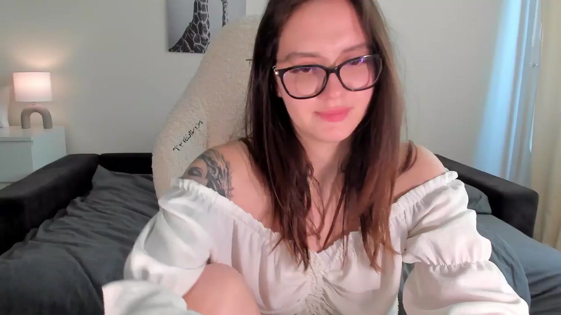 Gallery image thumbnail from sonia_moon's myfreecams stream on, 03/17/2025, 07:55 image 18 of 20