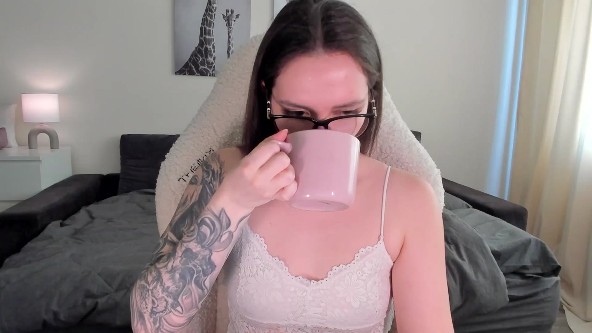 Gallery image thumbnail from sonia_moon's myfreecams stream on, 03/18/2025, 07:29 image 4 of 20