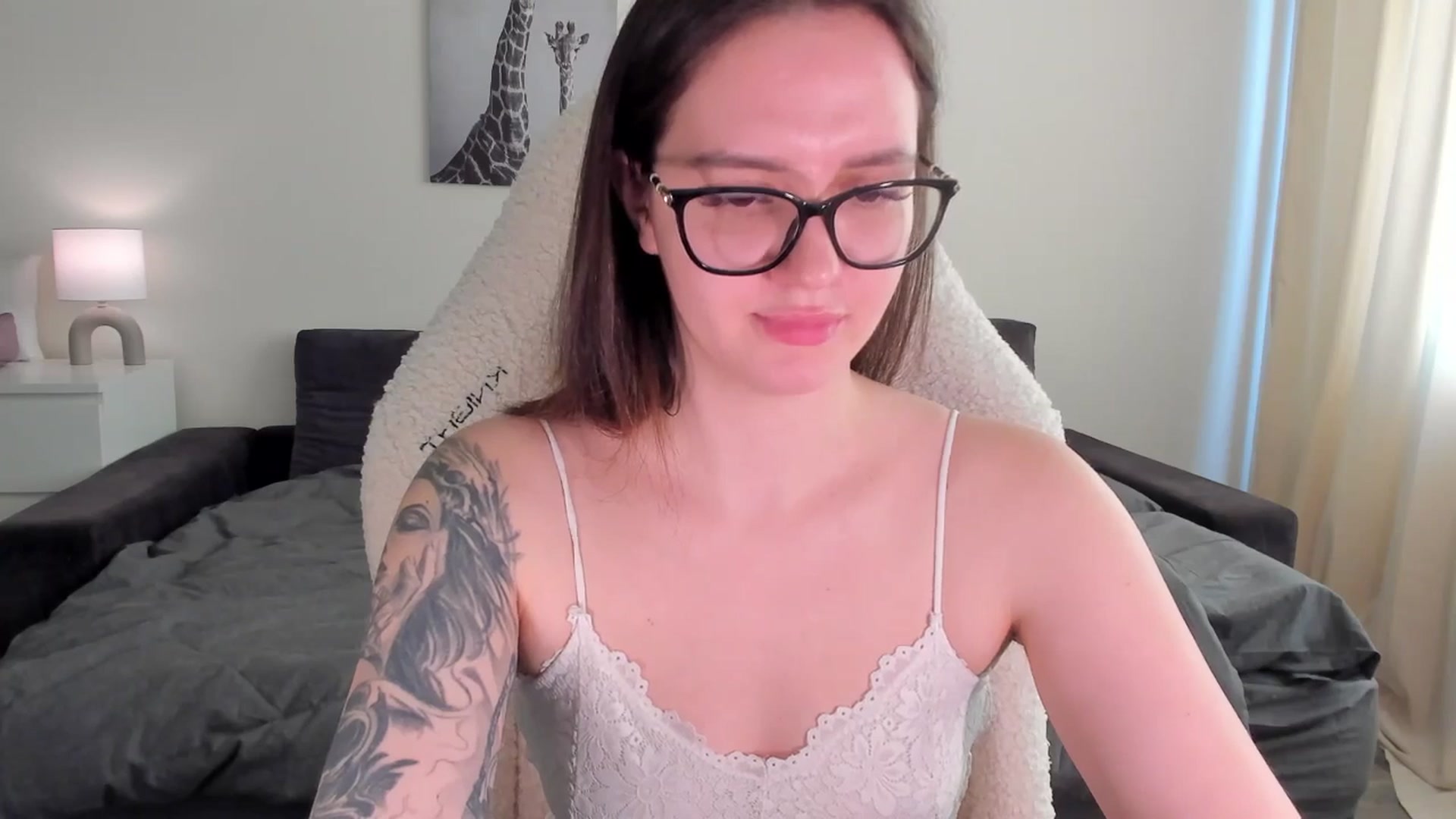Gallery image thumbnail from sonia_moon's myfreecams stream on, 03/18/2025, 07:29 image 8 of 20