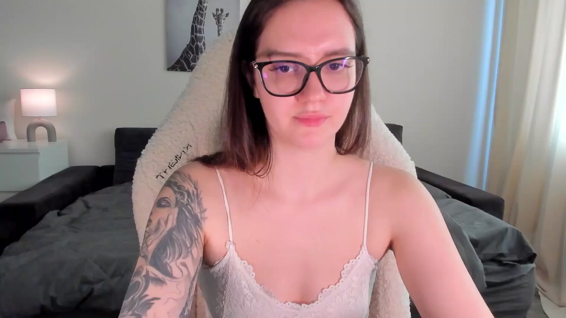 Gallery image thumbnail from sonia_moon's myfreecams stream on, 03/18/2025, 07:29 image 15 of 20