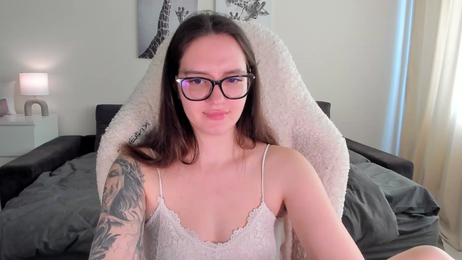 Gallery image thumbnail from sonia_moon's myfreecams stream on, 03/18/2025, 07:44 image 3 of 20