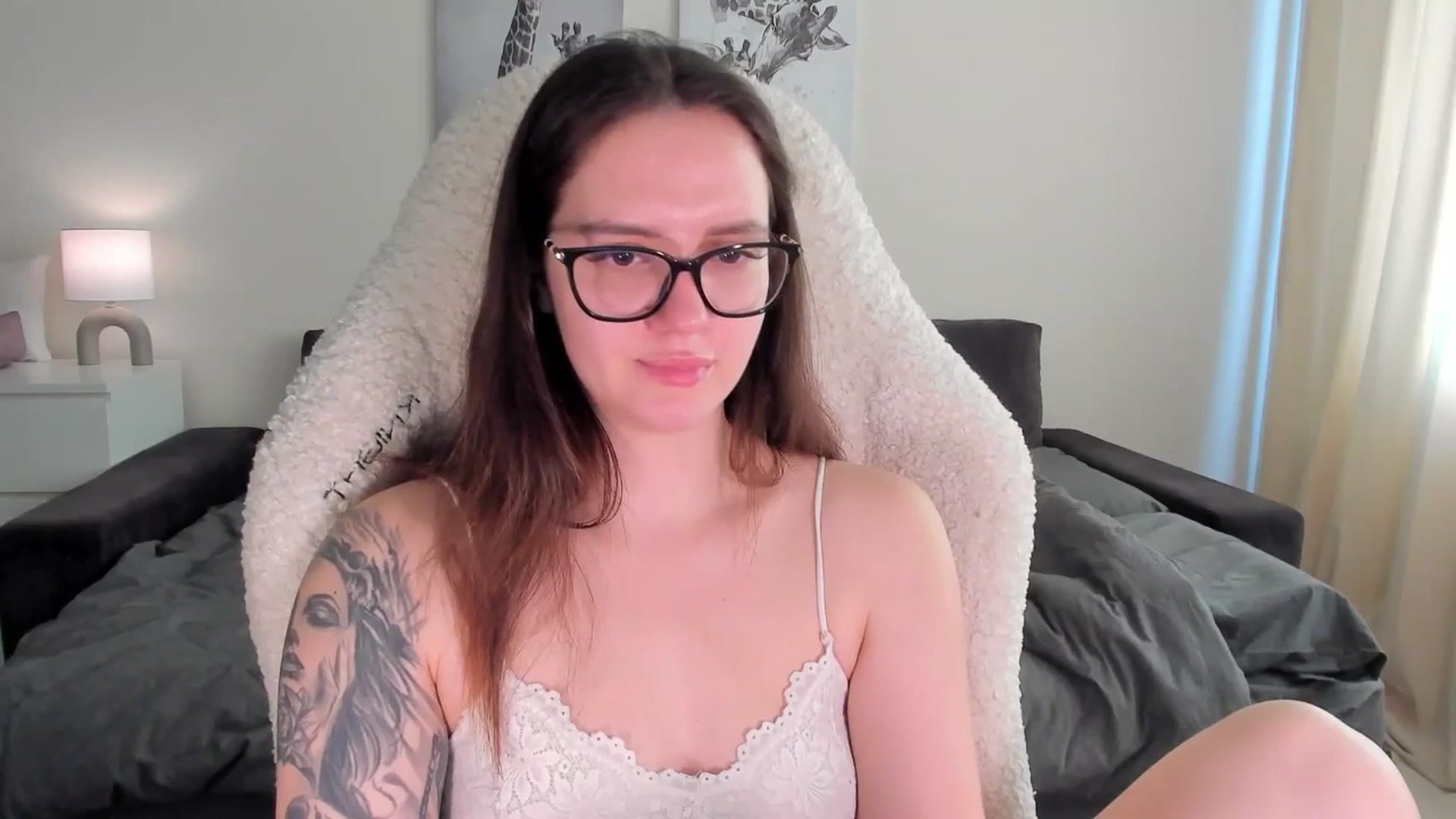 Gallery image thumbnail from sonia_moon's myfreecams stream on, 03/18/2025, 07:44 image 17 of 20