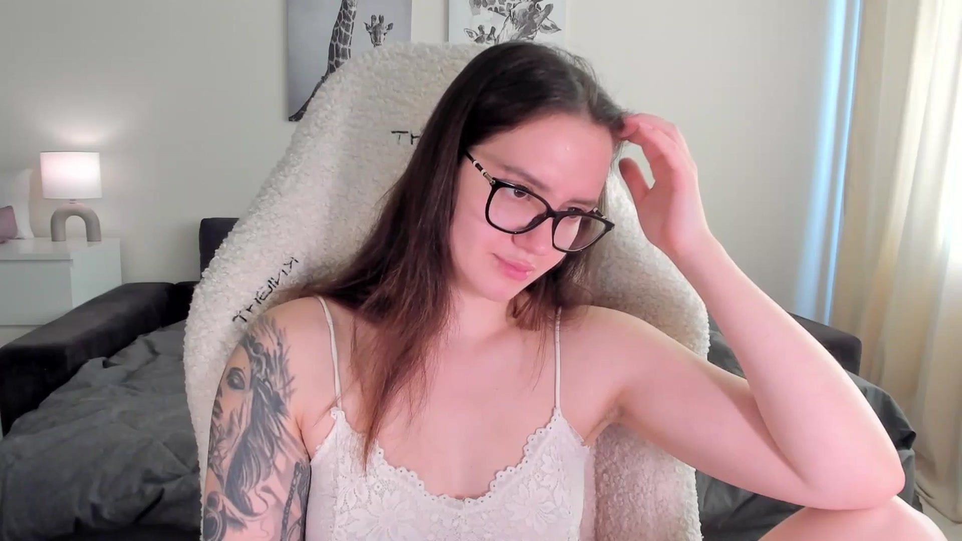 Gallery image thumbnail from sonia_moon's myfreecams stream on, 03/18/2025, 07:44 image 19 of 20