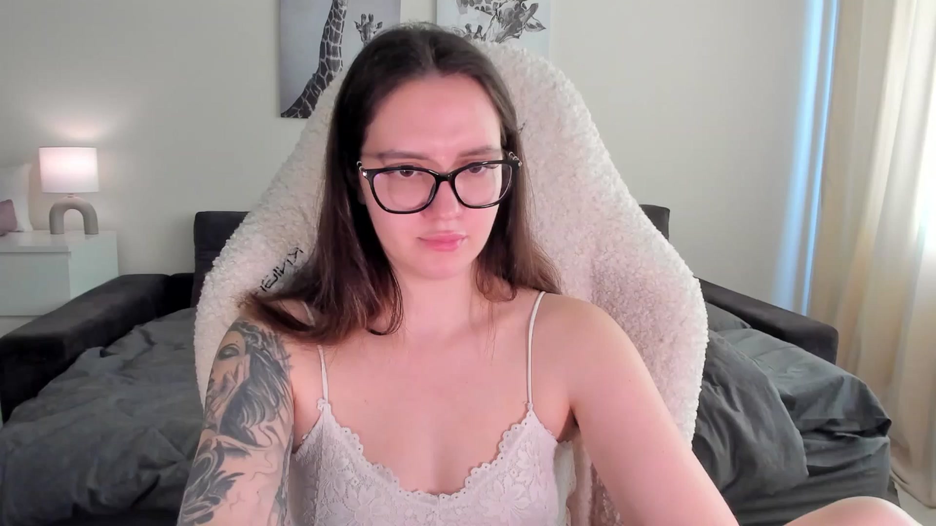 Gallery image thumbnail from sonia_moon's myfreecams stream on, 03/18/2025, 07:44 image 4 of 20