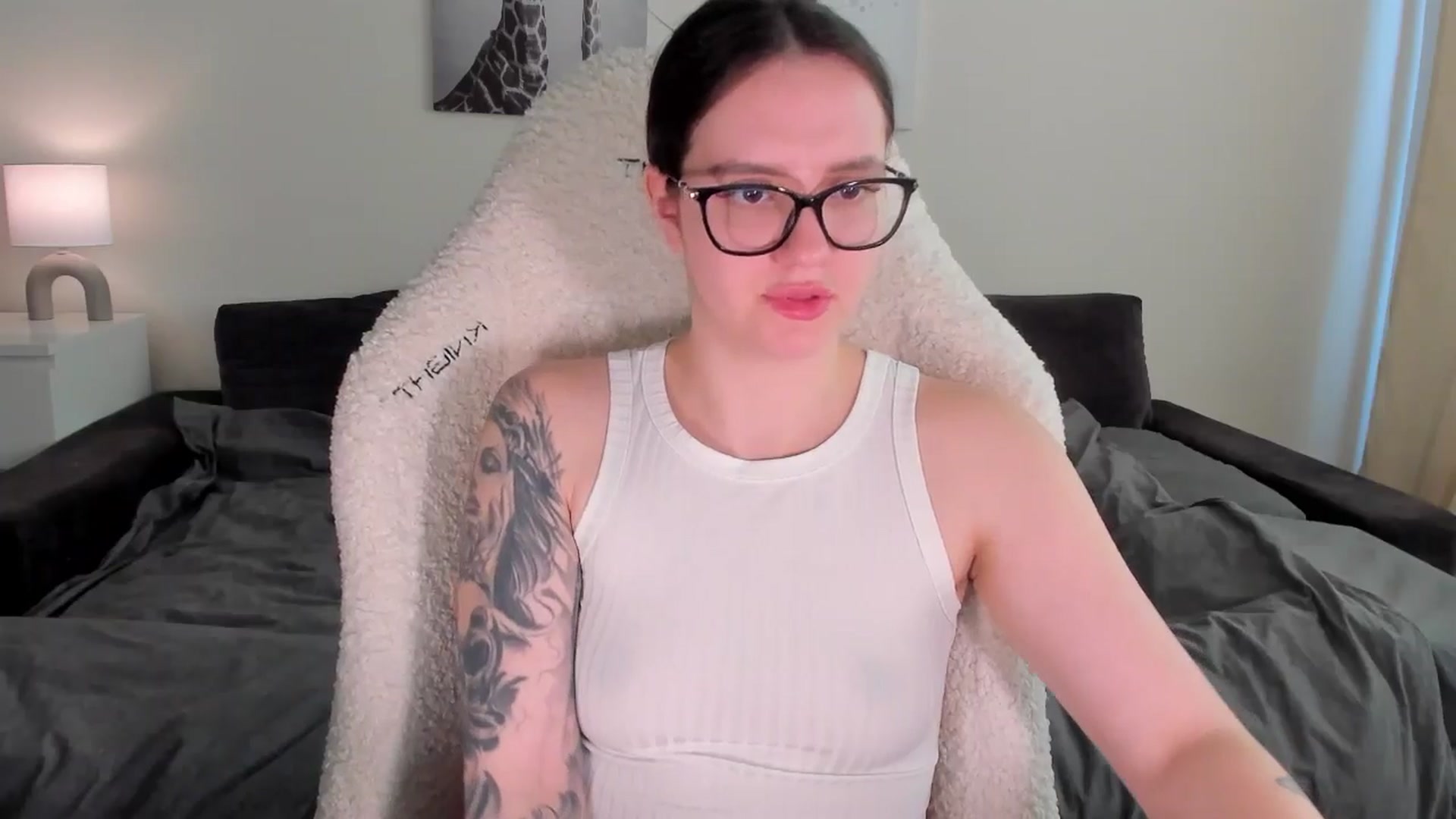 Gallery image thumbnail from sonia_moon's myfreecams stream on, 03/24/2025, 06:19 image 20 of 20