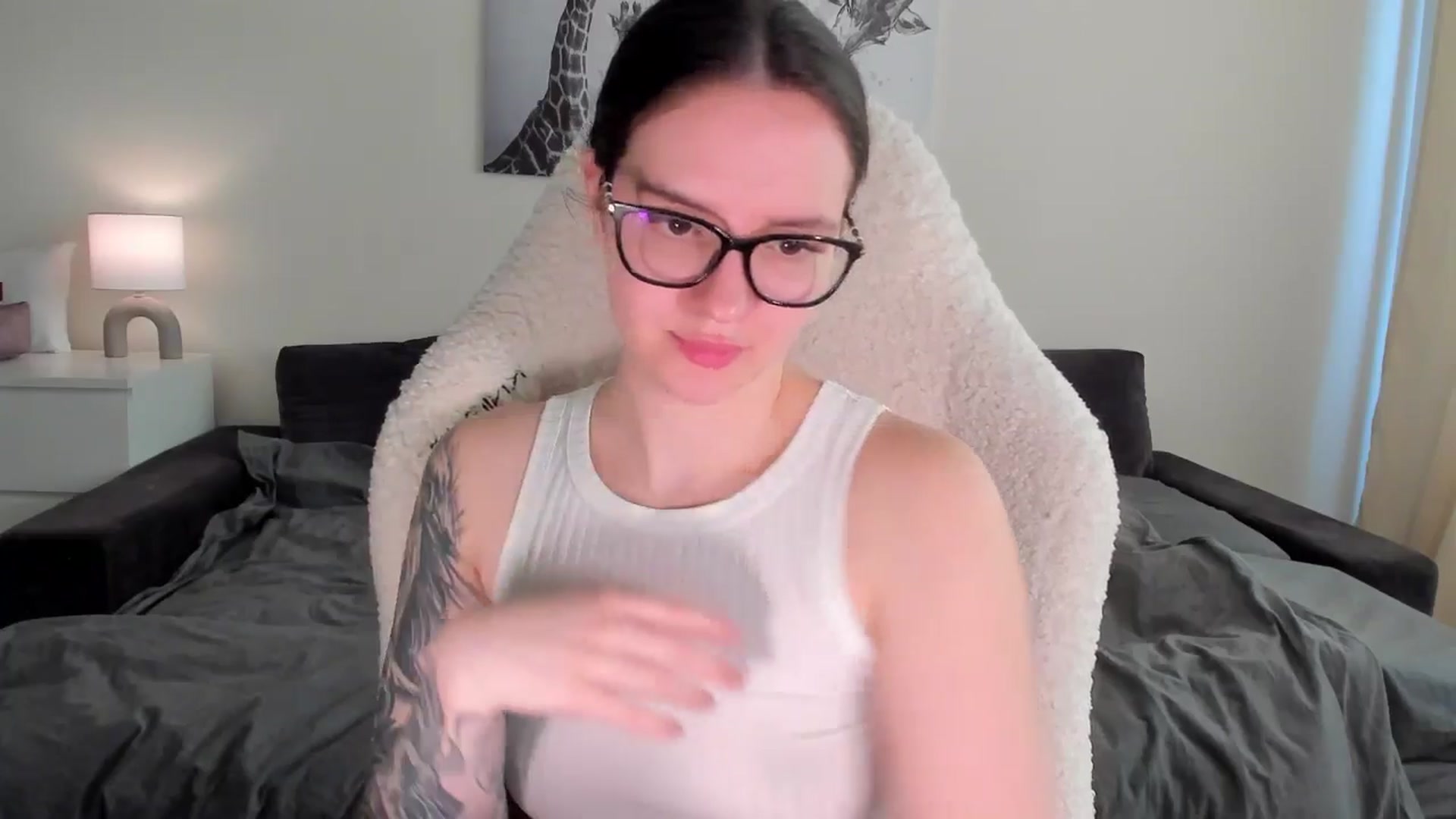 Gallery image thumbnail from sonia_moon's myfreecams stream on, 03/24/2025, 06:46 image 20 of 20