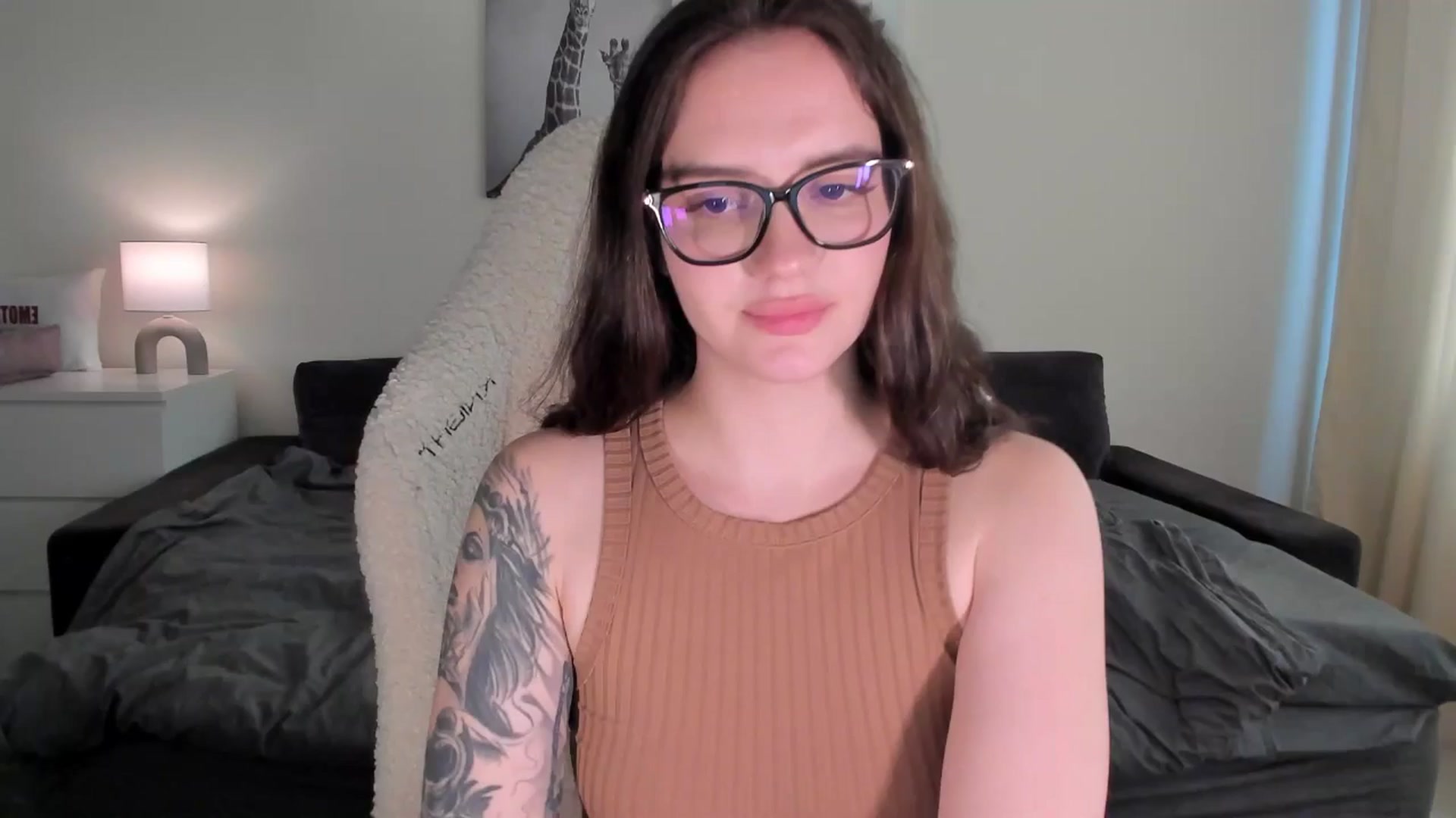 Gallery image thumbnail from sonia_moon's myfreecams stream on, 03/25/2025, 05:46 image 19 of 20