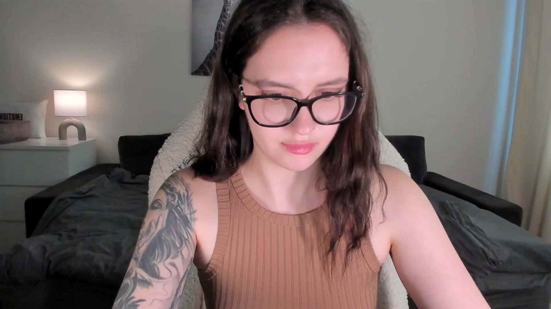 Gallery image thumbnail from sonia_moon's myfreecams stream on, 03/25/2025, 07:12 image 14 of 20