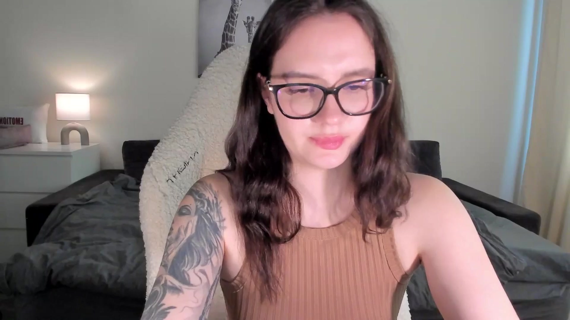 Gallery image thumbnail from sonia_moon's myfreecams stream on, 03/25/2025, 07:12 image 17 of 20