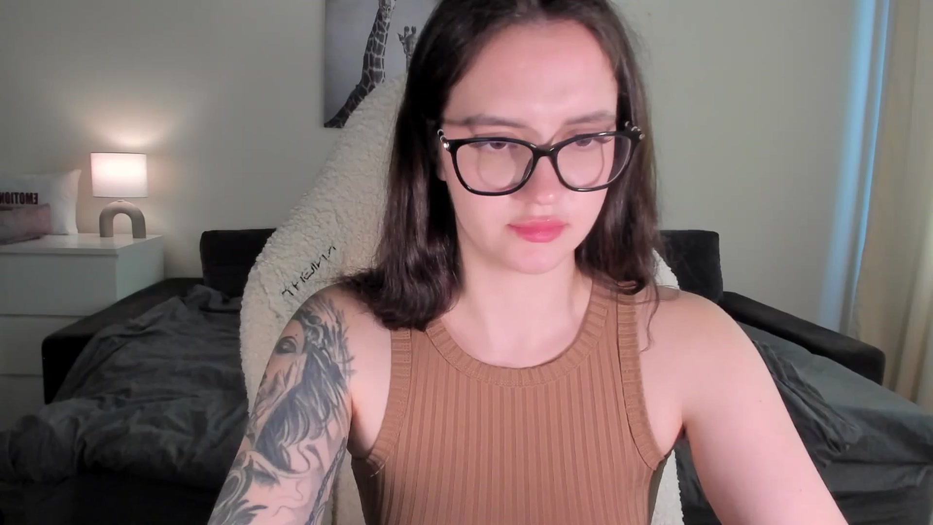 Gallery image thumbnail from sonia_moon's myfreecams stream on, 03/25/2025, 07:12 image 16 of 20