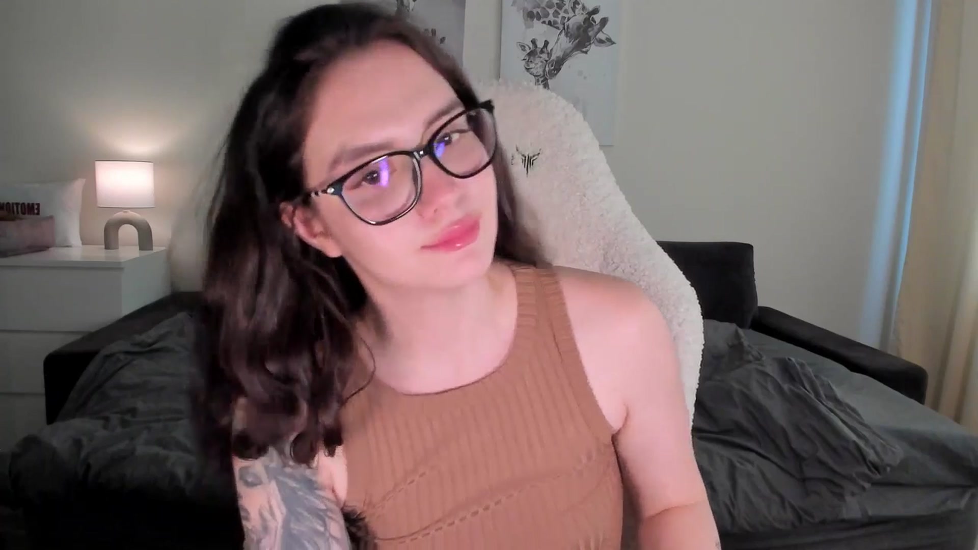 Gallery image thumbnail from sonia_moon's myfreecams stream on, 03/25/2025, 07:41 image 20 of 20