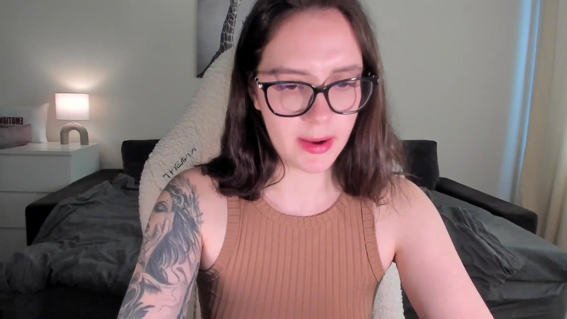 Gallery image thumbnail from sonia_moon's myfreecams stream on, 03/25/2025, 07:41 image 17 of 20