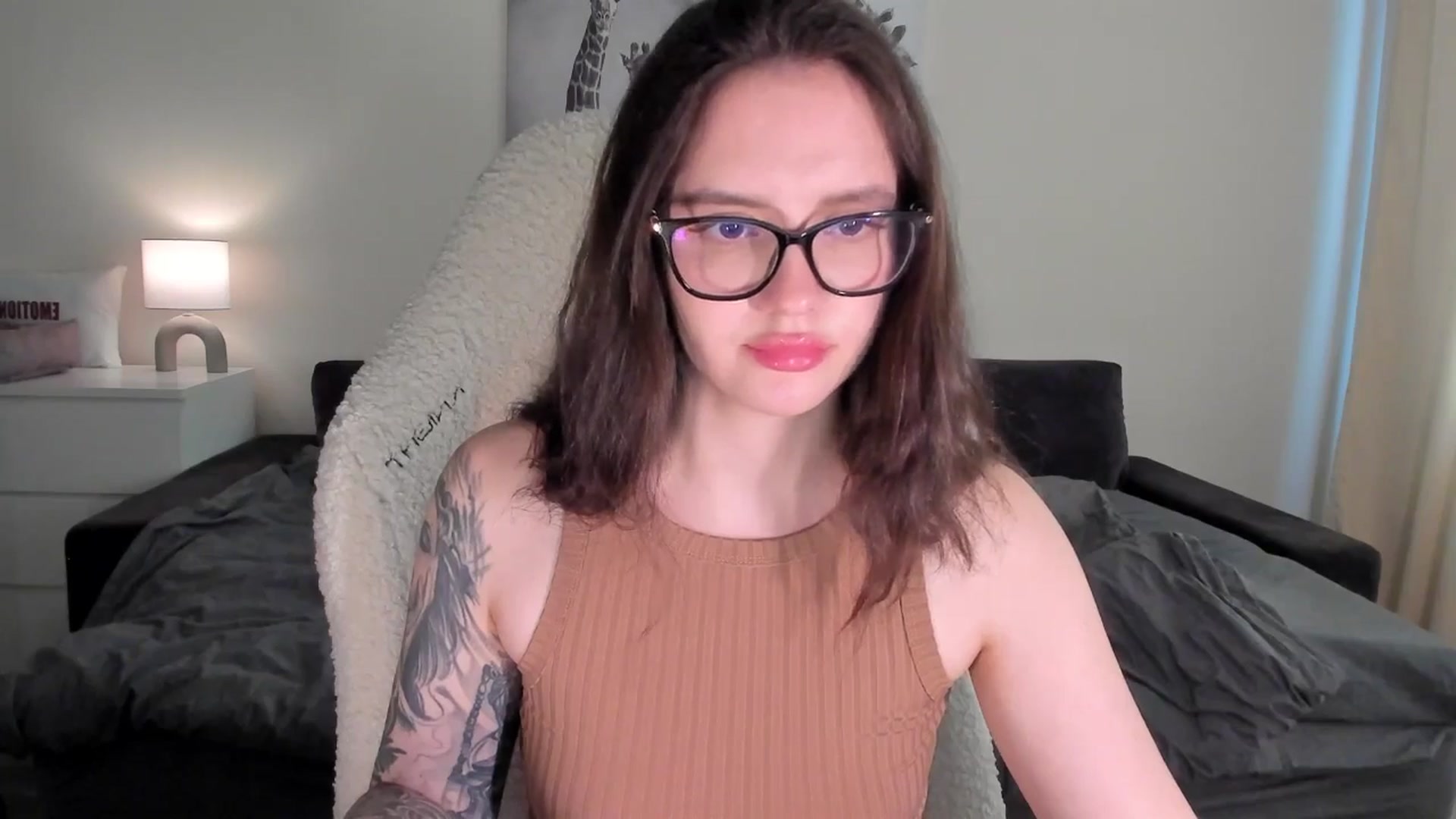 Gallery image thumbnail from sonia_moon's myfreecams stream on, 03/25/2025, 07:41 image 6 of 20