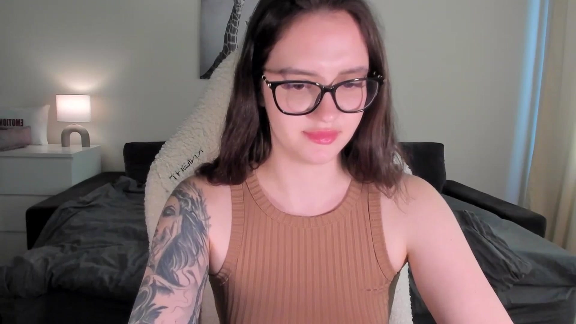 Gallery image thumbnail from sonia_moon's myfreecams stream on, 03/25/2025, 07:41 image 14 of 20