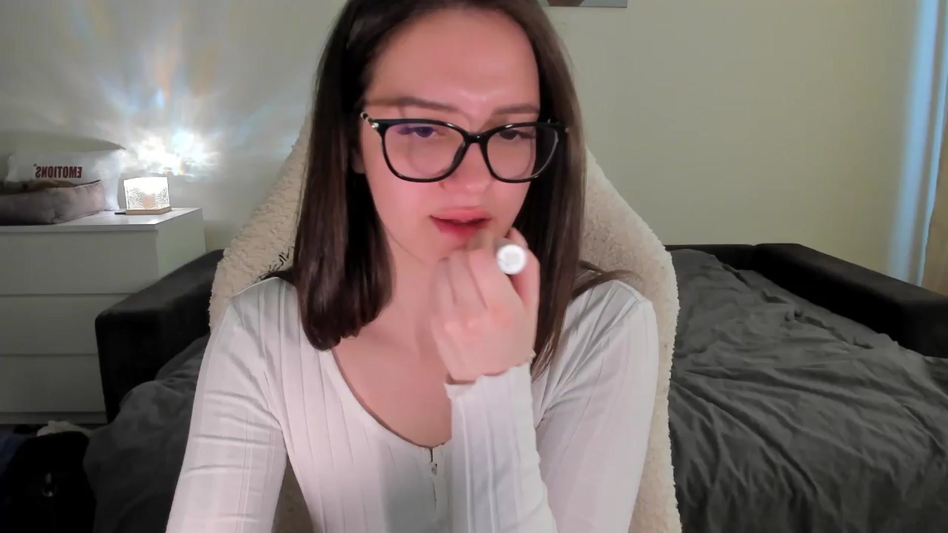 Gallery image thumbnail from sonia_moon's myfreecams stream on, 04/10/2025, 07:48 image 1 of 20