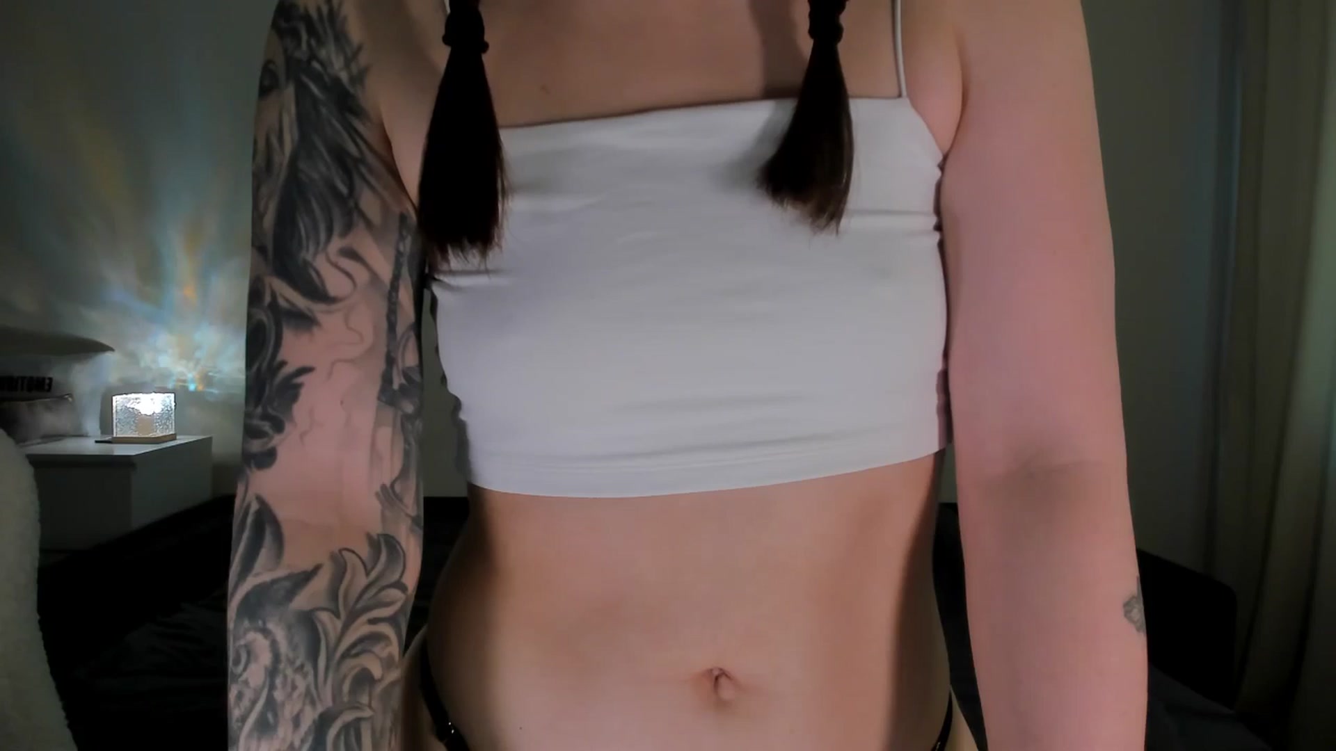 Gallery image thumbnail from sonia_moon's myfreecams stream on, 04/14/2025, 04:20 image 11 of 20