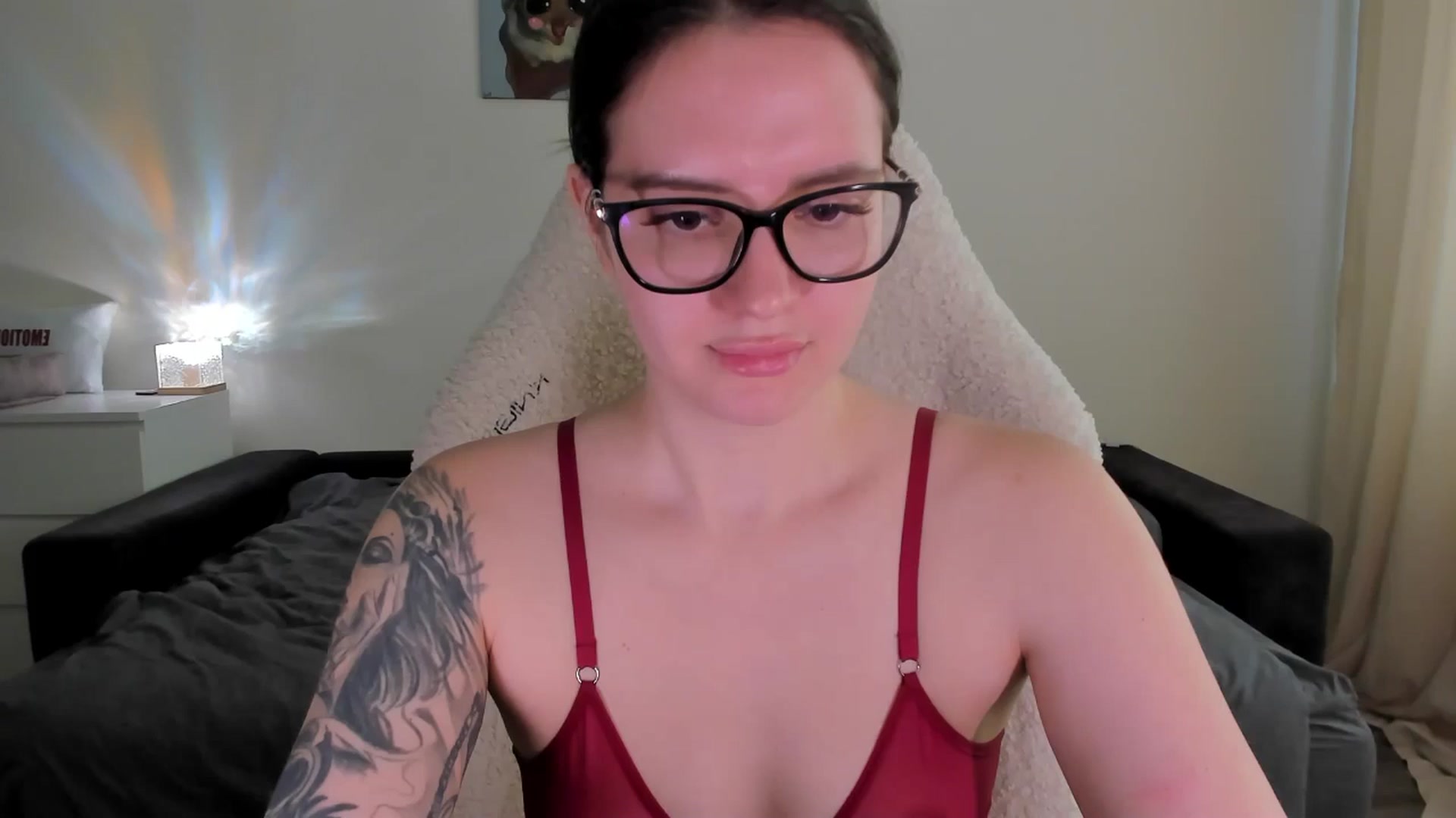 Gallery image thumbnail from sonia_moon's myfreecams stream on, 04/18/2025, 07:30 image 2 of 20