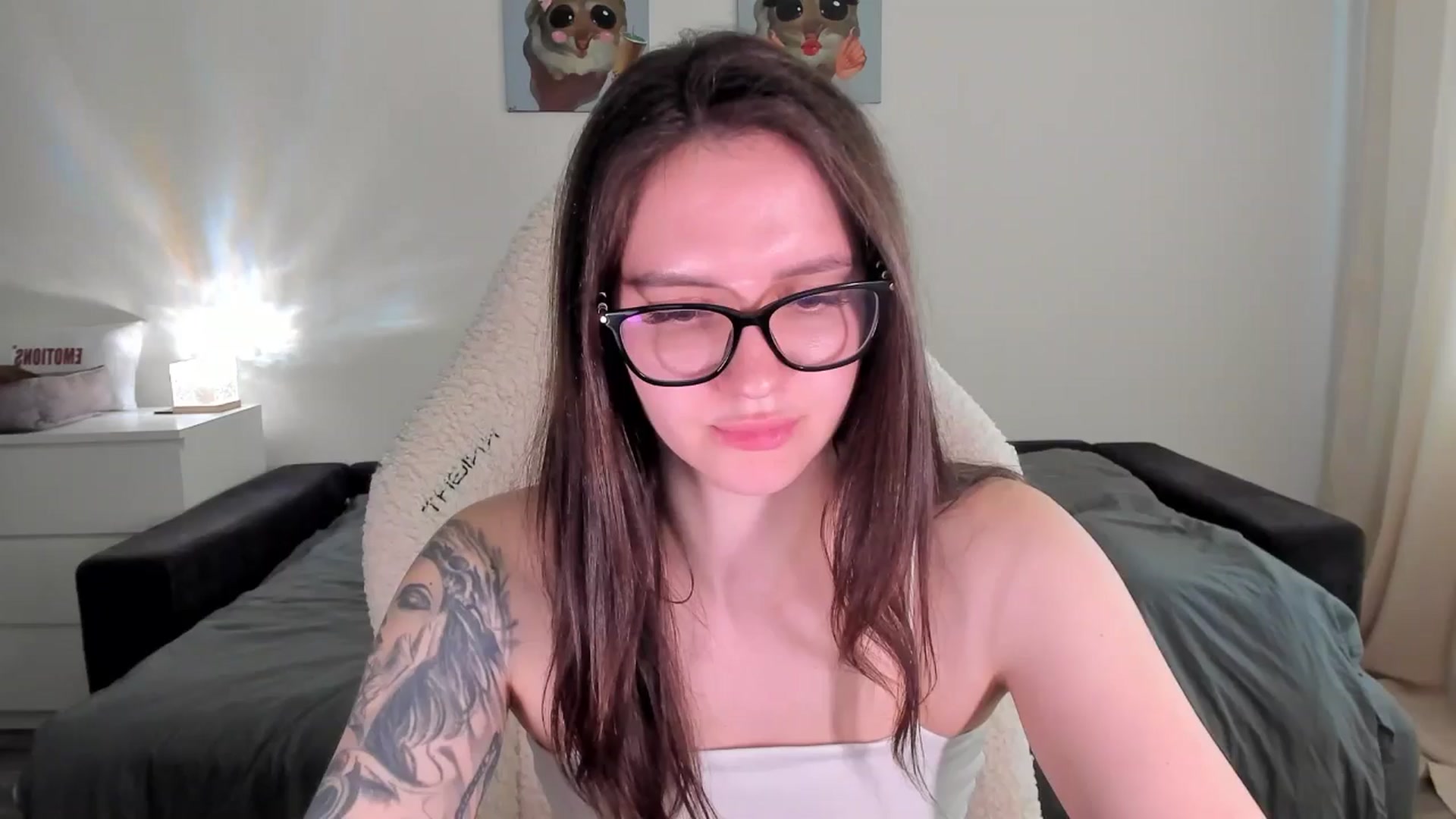 Gallery image thumbnail from sonia_moon's myfreecams stream on, 04/24/2025, 07:51 image 1 of 20