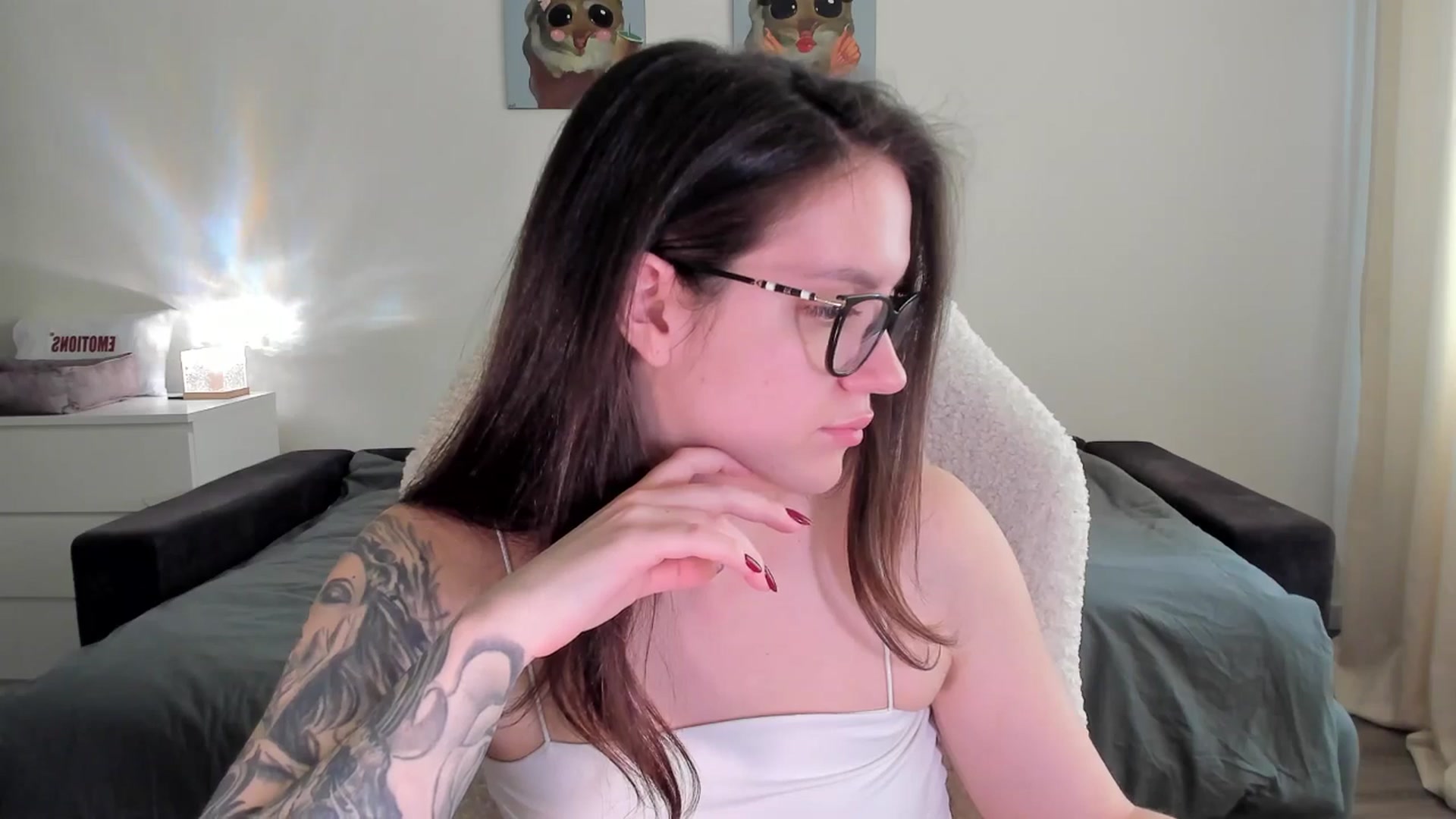 Gallery image thumbnail from sonia_moon's myfreecams stream on, 04/30/2025, 07:33 image 15 of 20